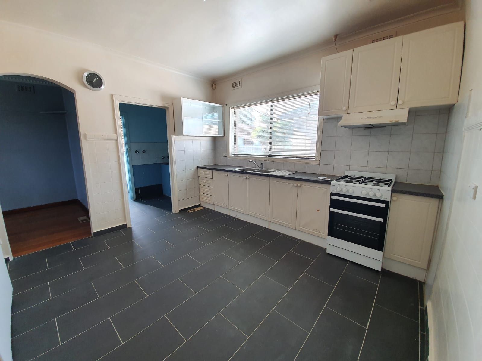 1/27 Main Road, Clayton South, VIC 3169