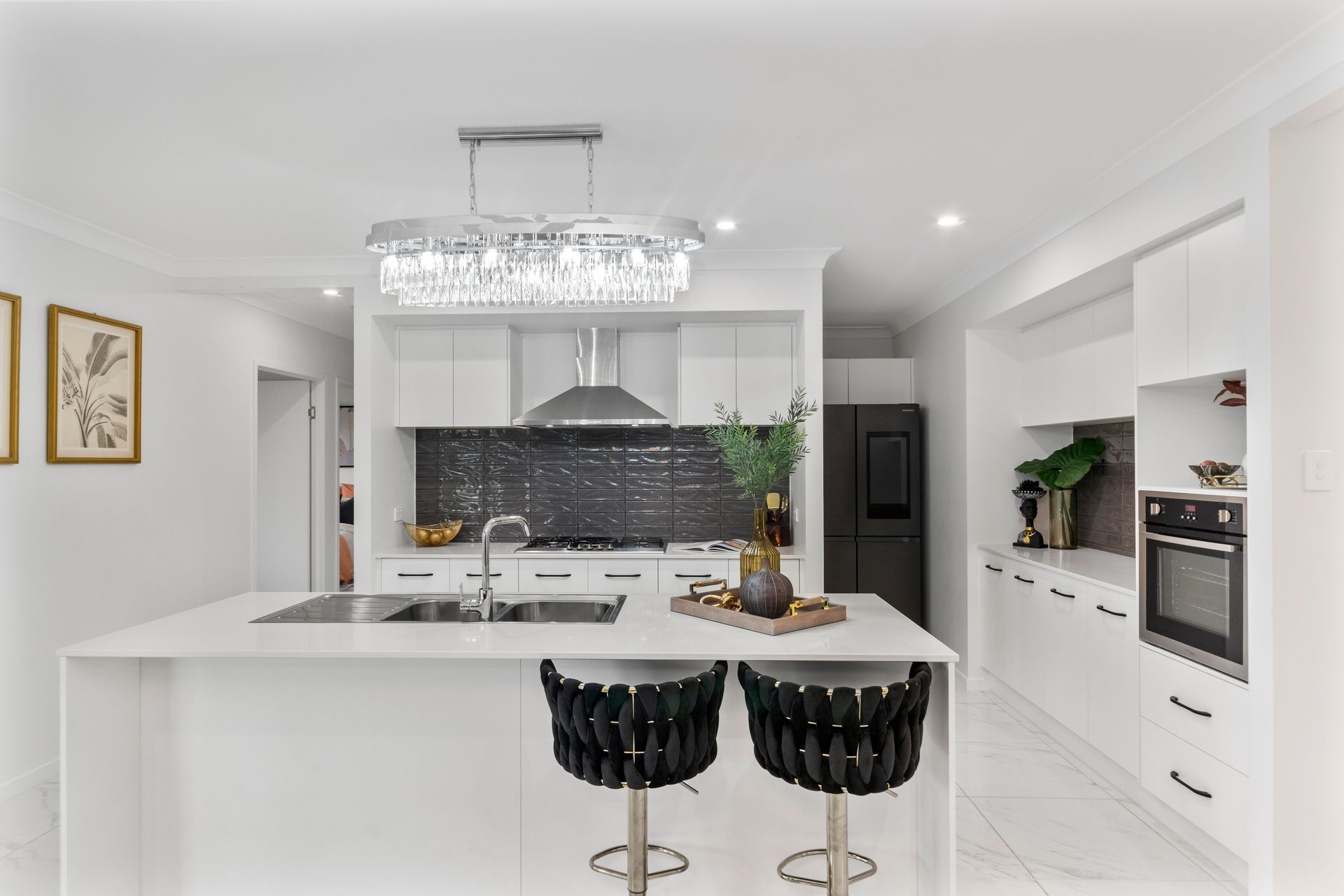 11 Paradise Court, Mount Louisa, QLD 4814