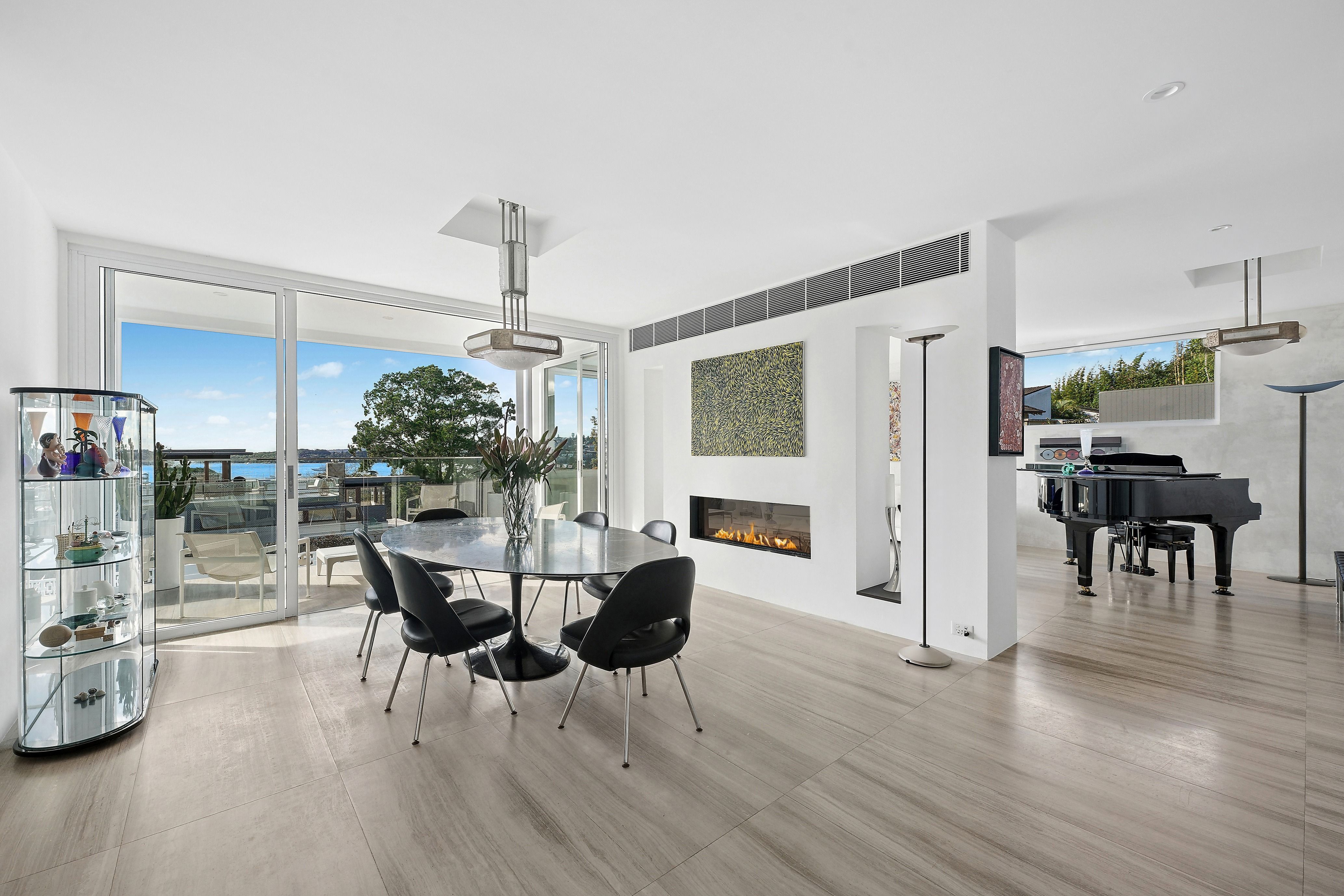 8 Carrington Avenue — photo 4 of 14