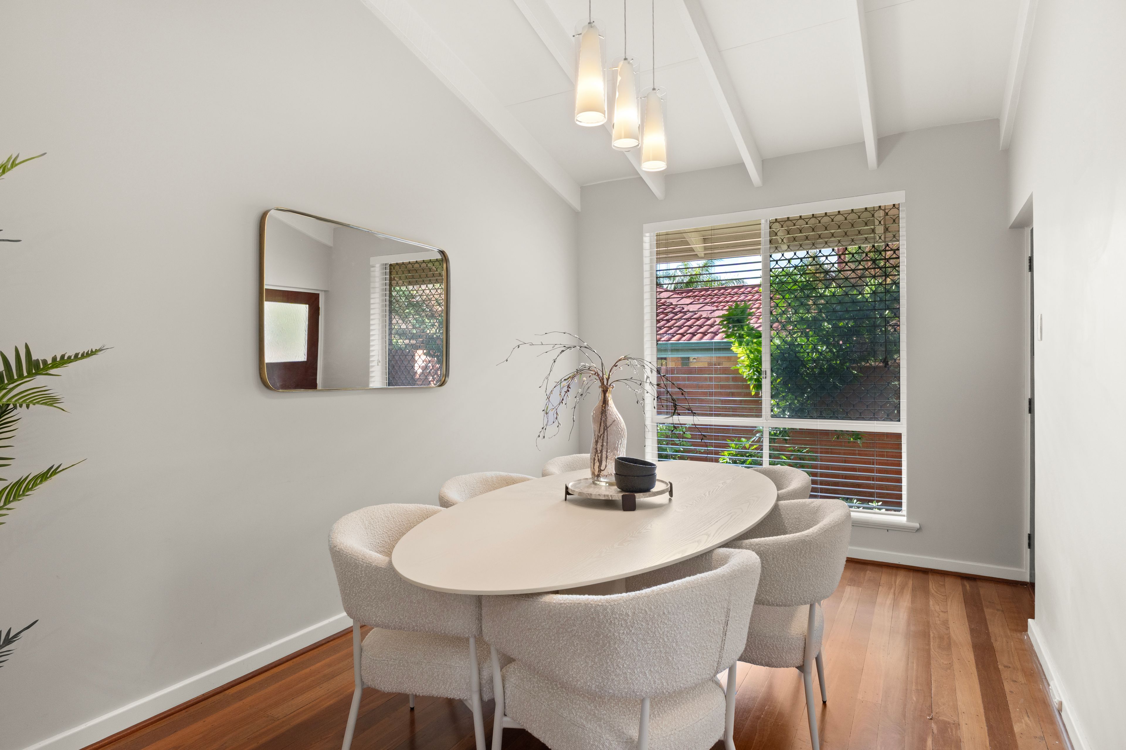 20 Ellesmere Street — photo 11 of 25