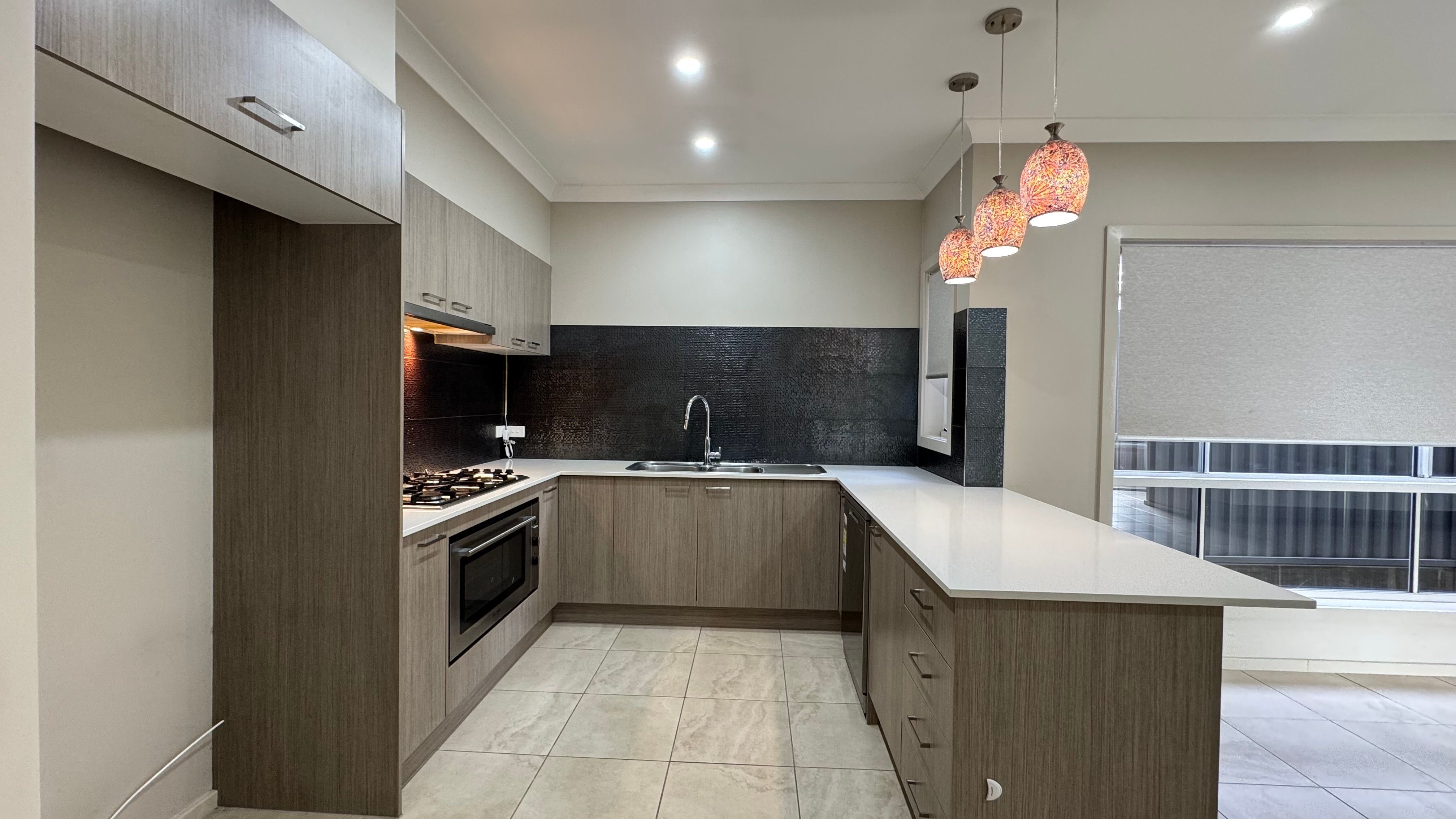 JORDAN SPRINGS, NSW 2747