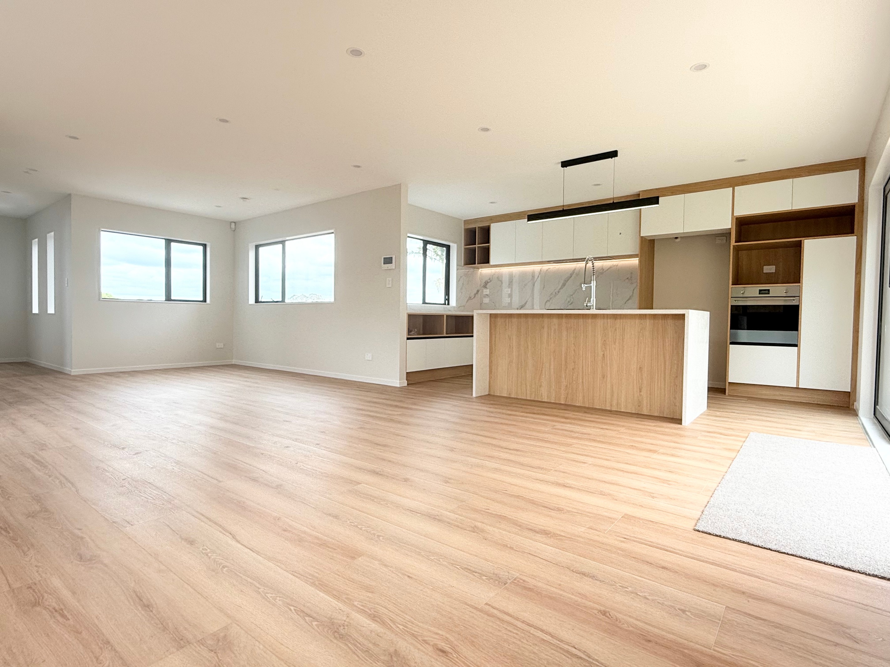 29c Downing Street, Glenfield, North Shore City