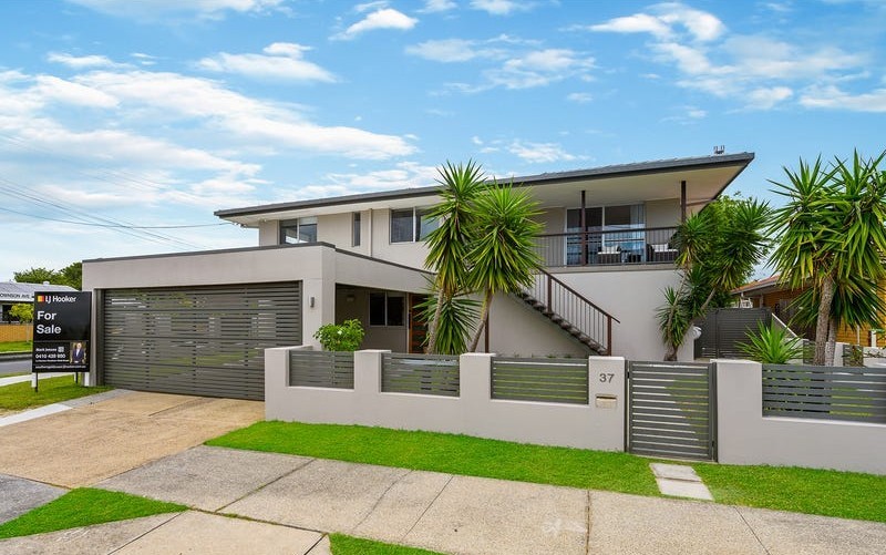 37 Seventh Avenue, Palm Beach, QLD 4221