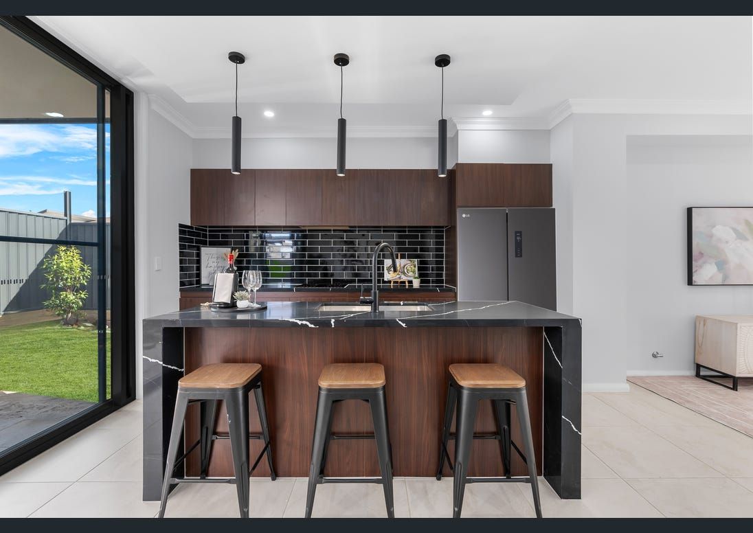 9 Peters Road, Edmondson Park, NSW 2174