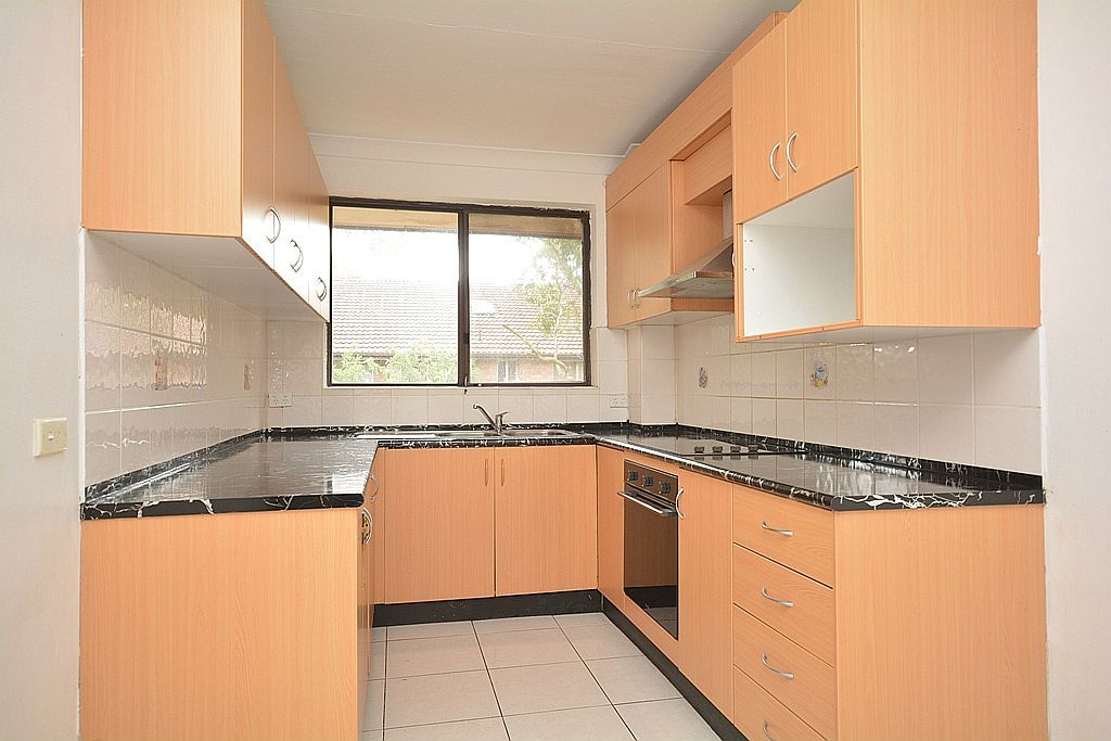 8/12 Cambridge Street, Merrylands, NSW 2160