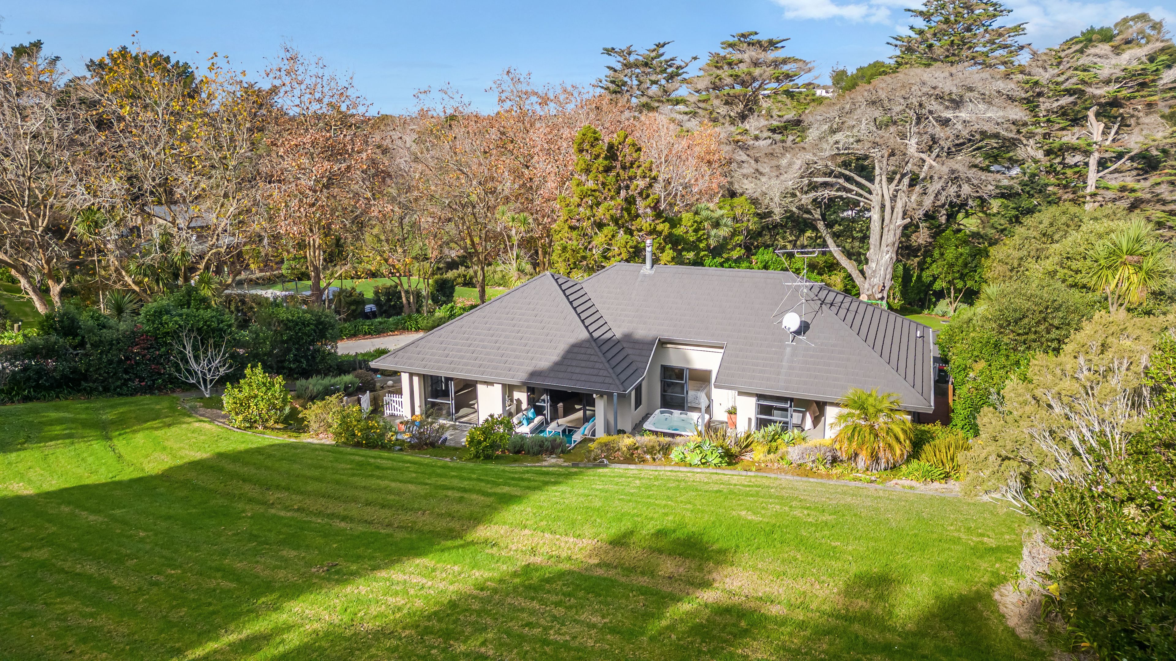12A Hobbs Road, Matakatia Bay, Rodney