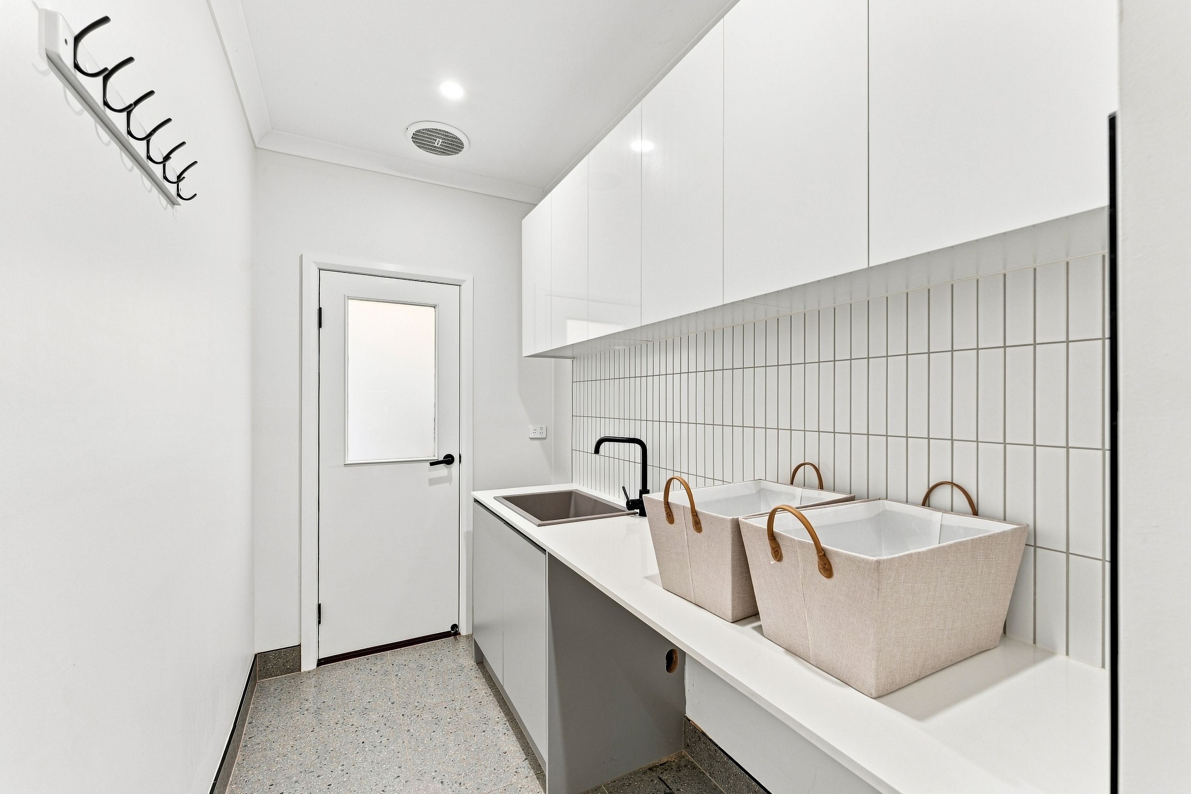 66 Sumar Drive — photo 18 of 19
