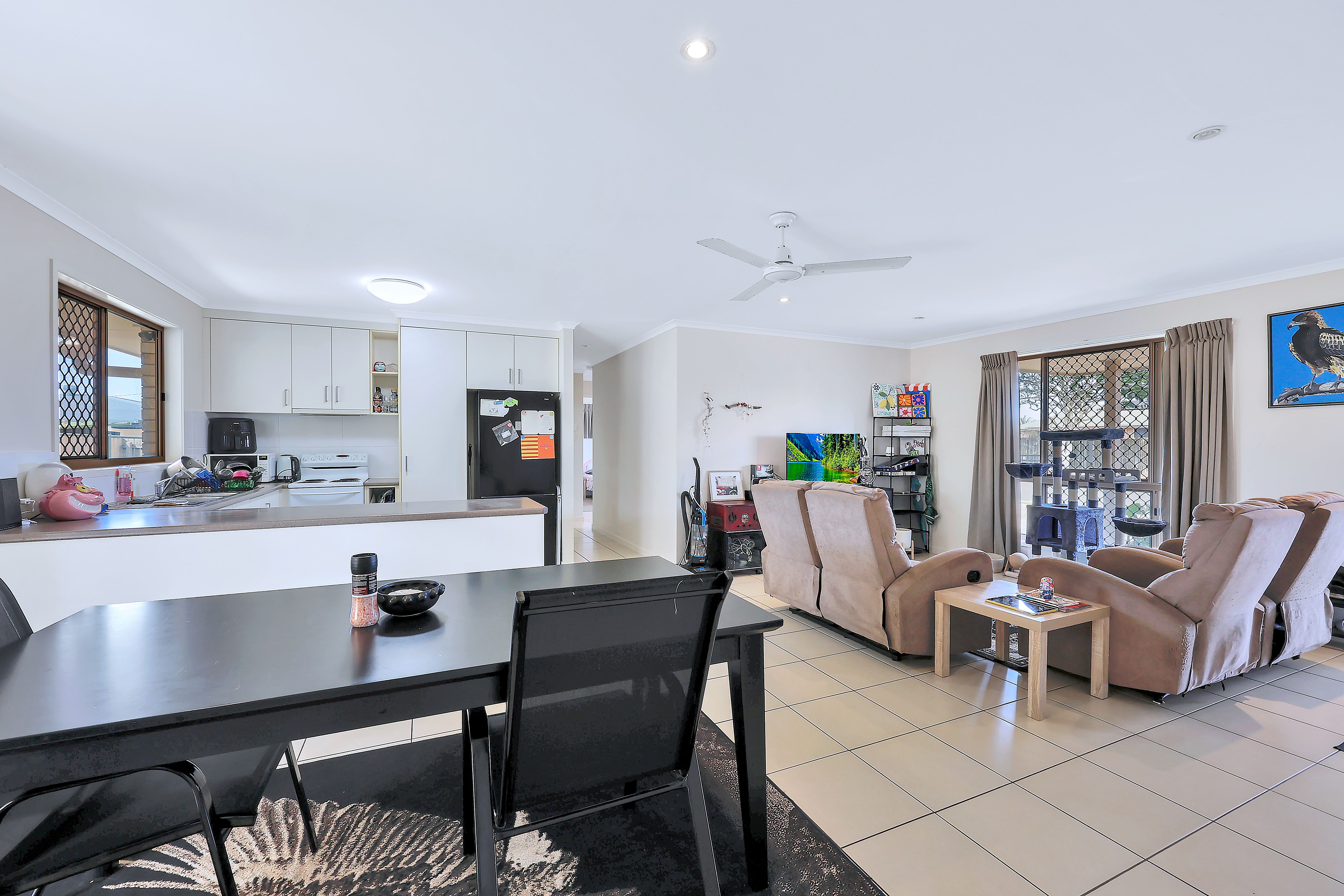 2A Whittington Street — photo 9 of 17
