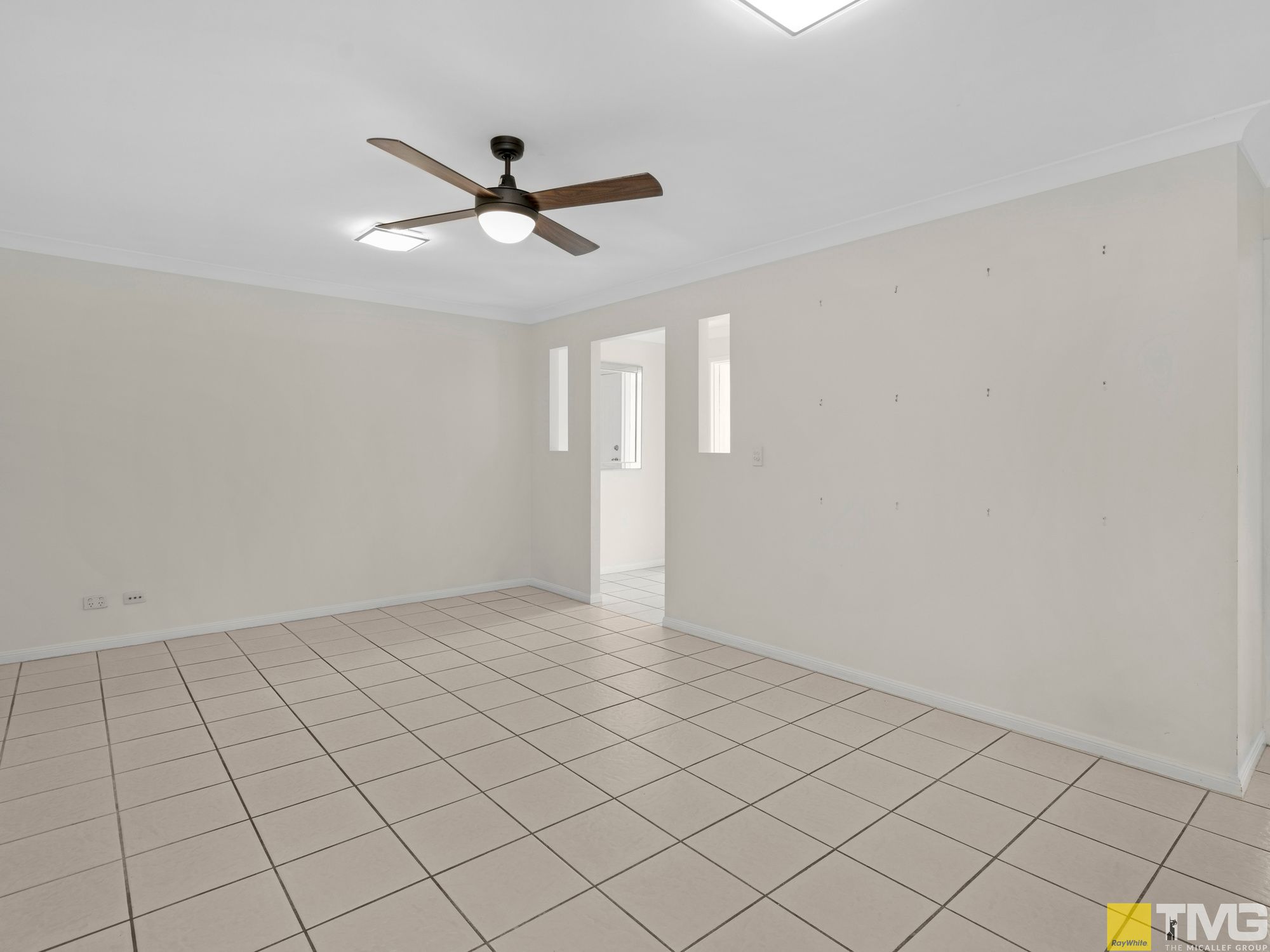 4 Zane Street, Molendinar, QLD 4214