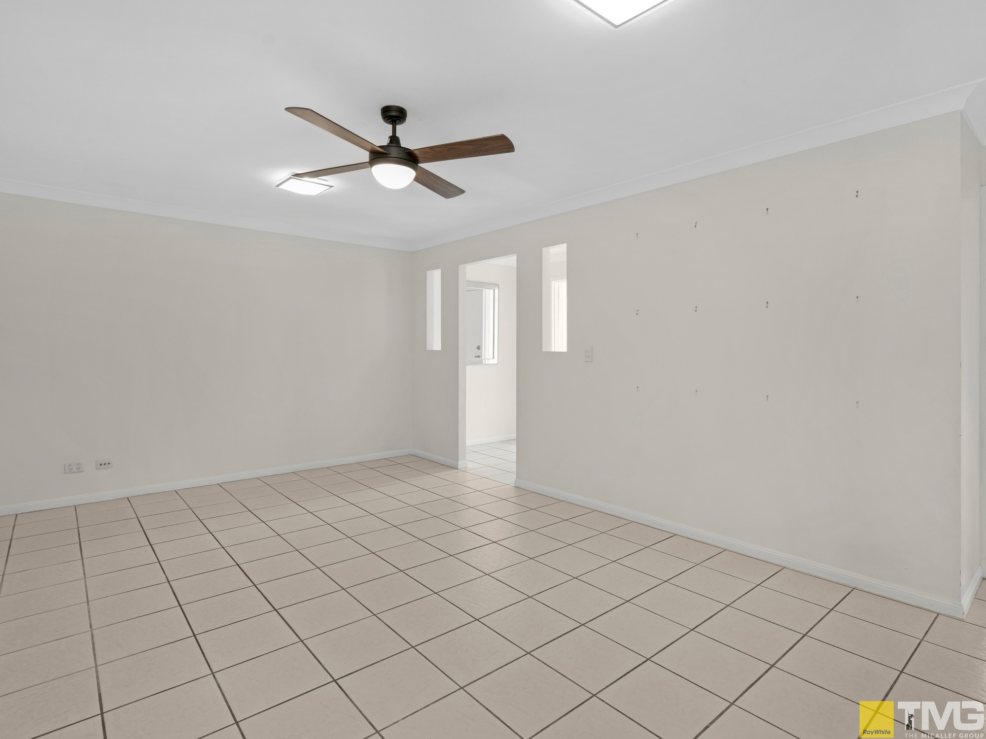 4 Zane Street, Molendinar, QLD 4214