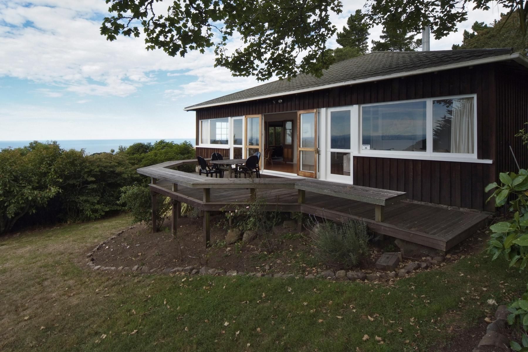 1 Broadleaf Lane, Heathcote Valley, Christchurch City