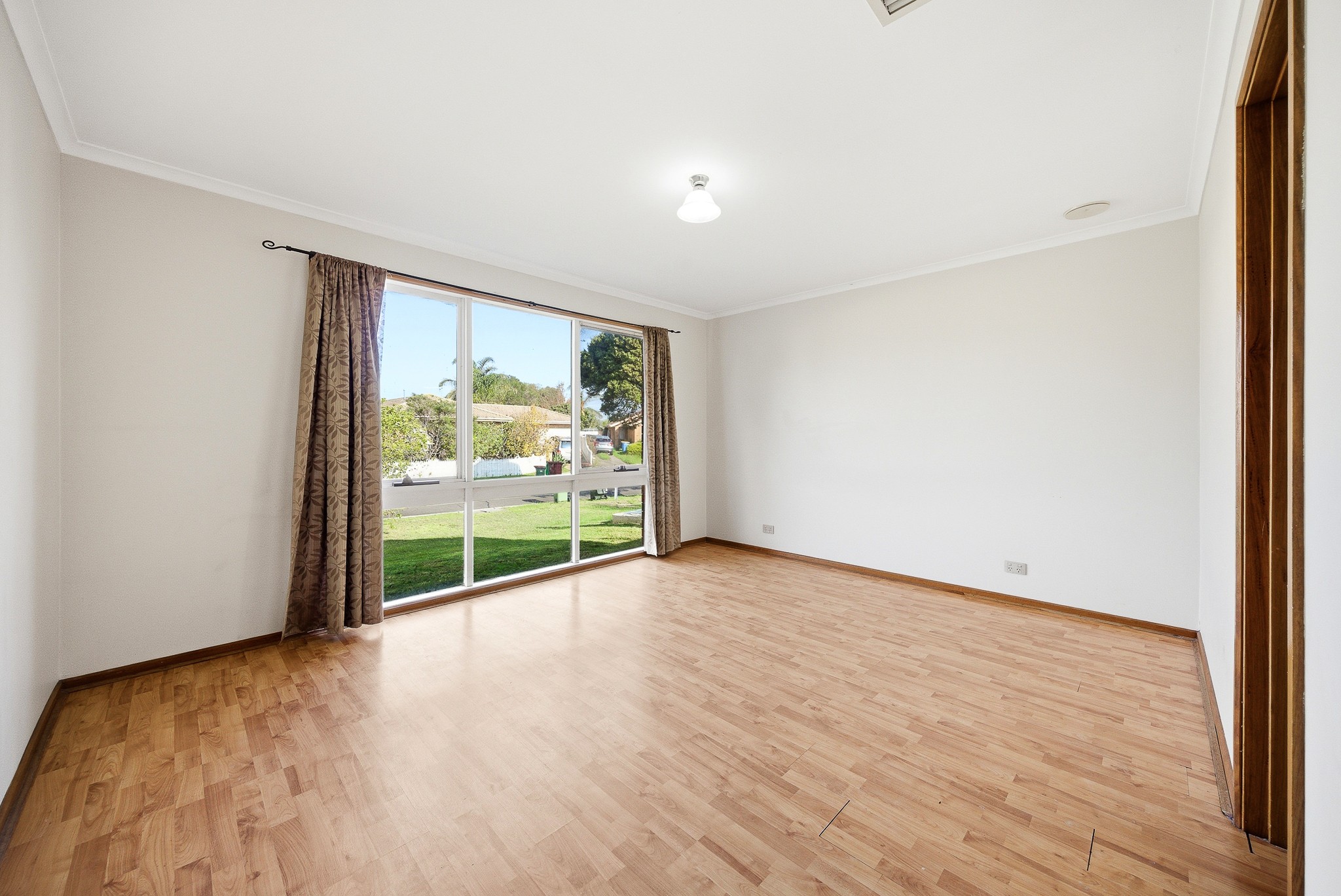 11 Rebecca Court, Cranbourne North, VIC 3977