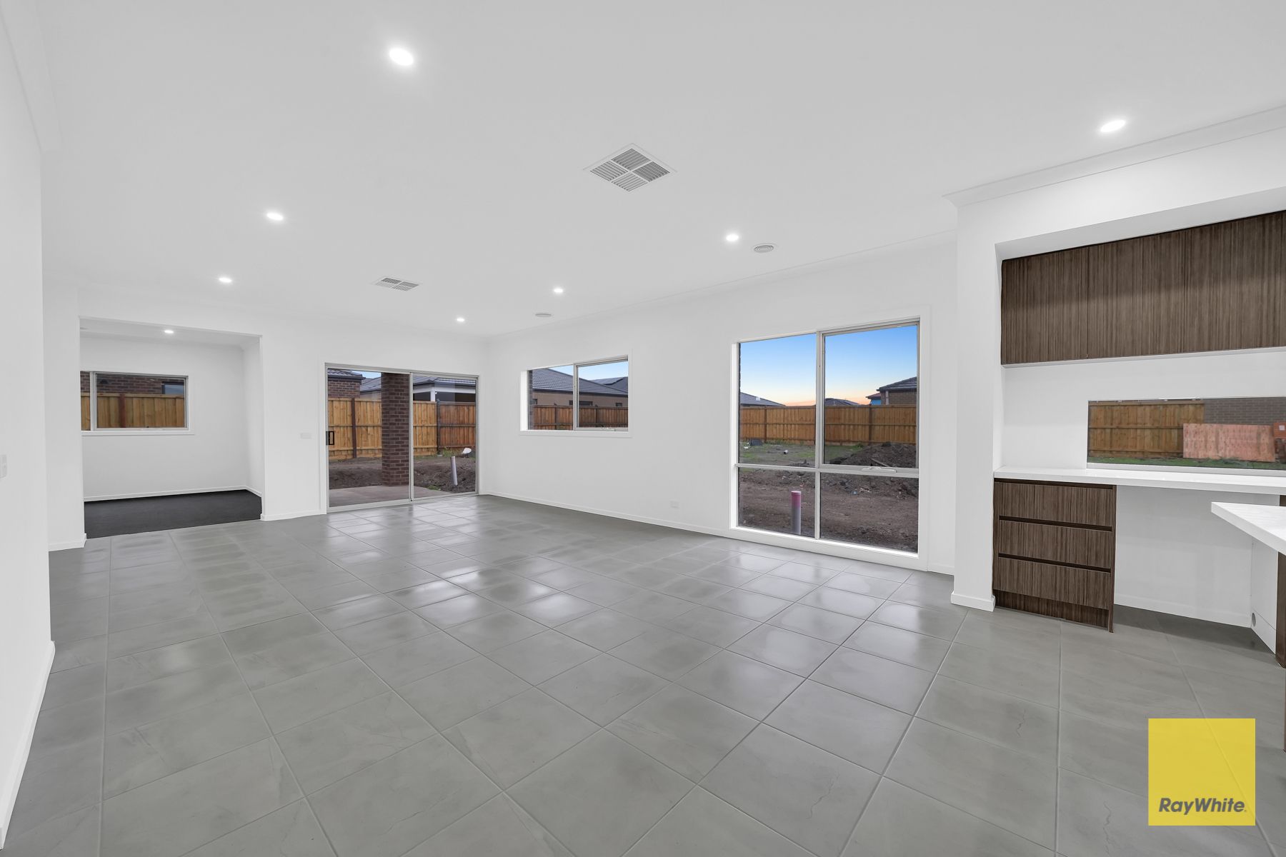 41 Gardenvale Avenue — photo 6 of 19