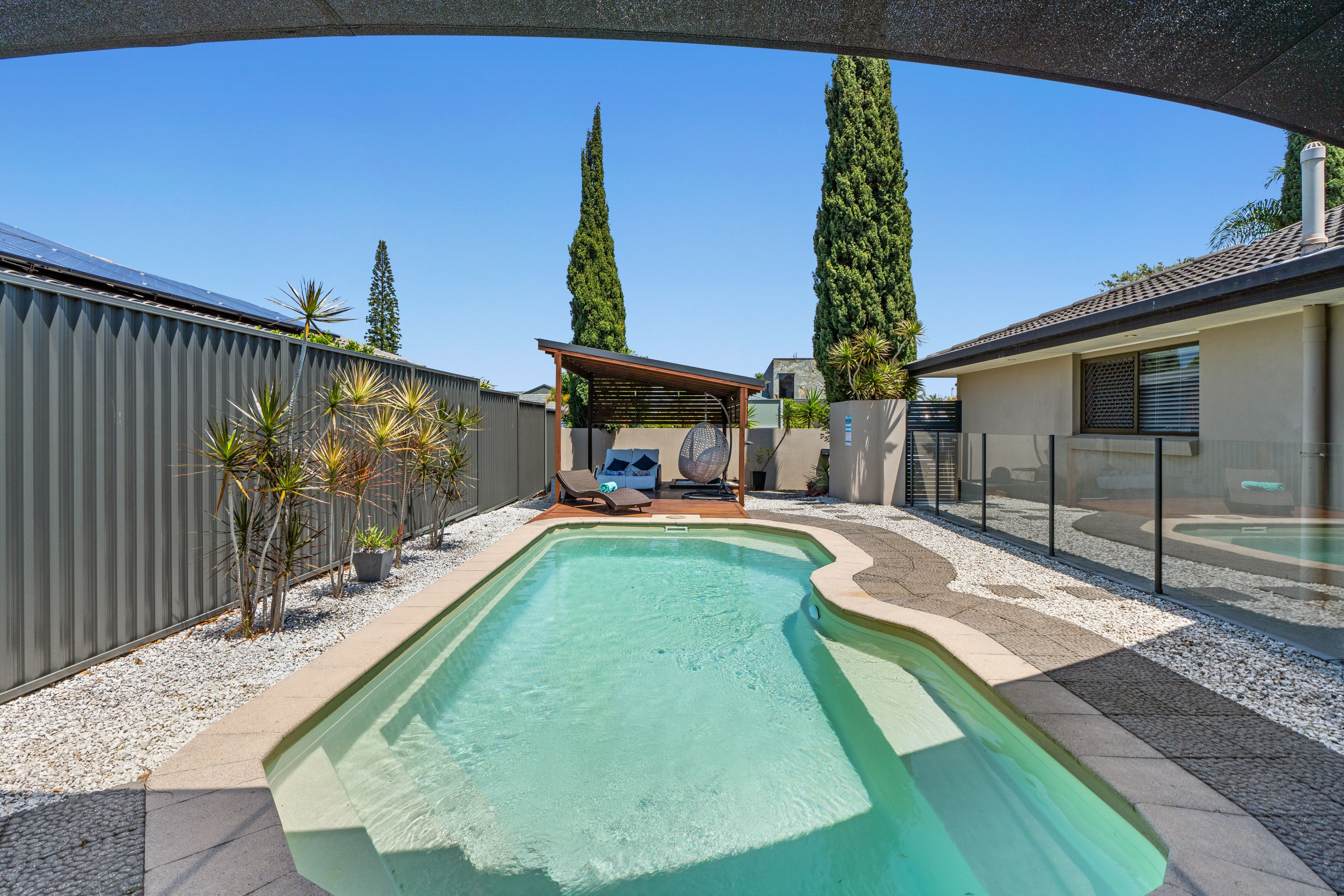 3 Manakin Avenue, Burleigh Waters, QLD 4220