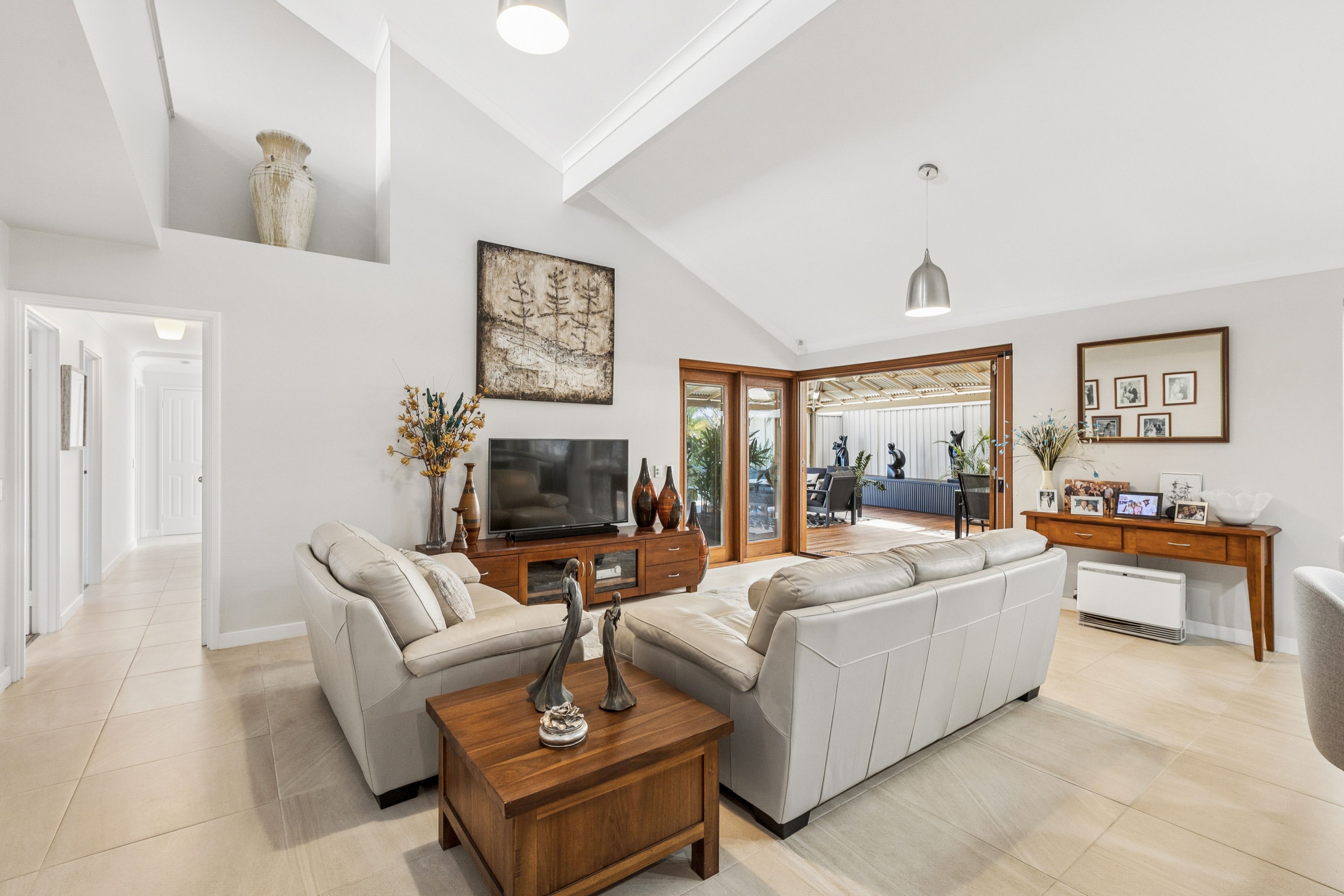 31 Bonito Way — photo 10 of 28