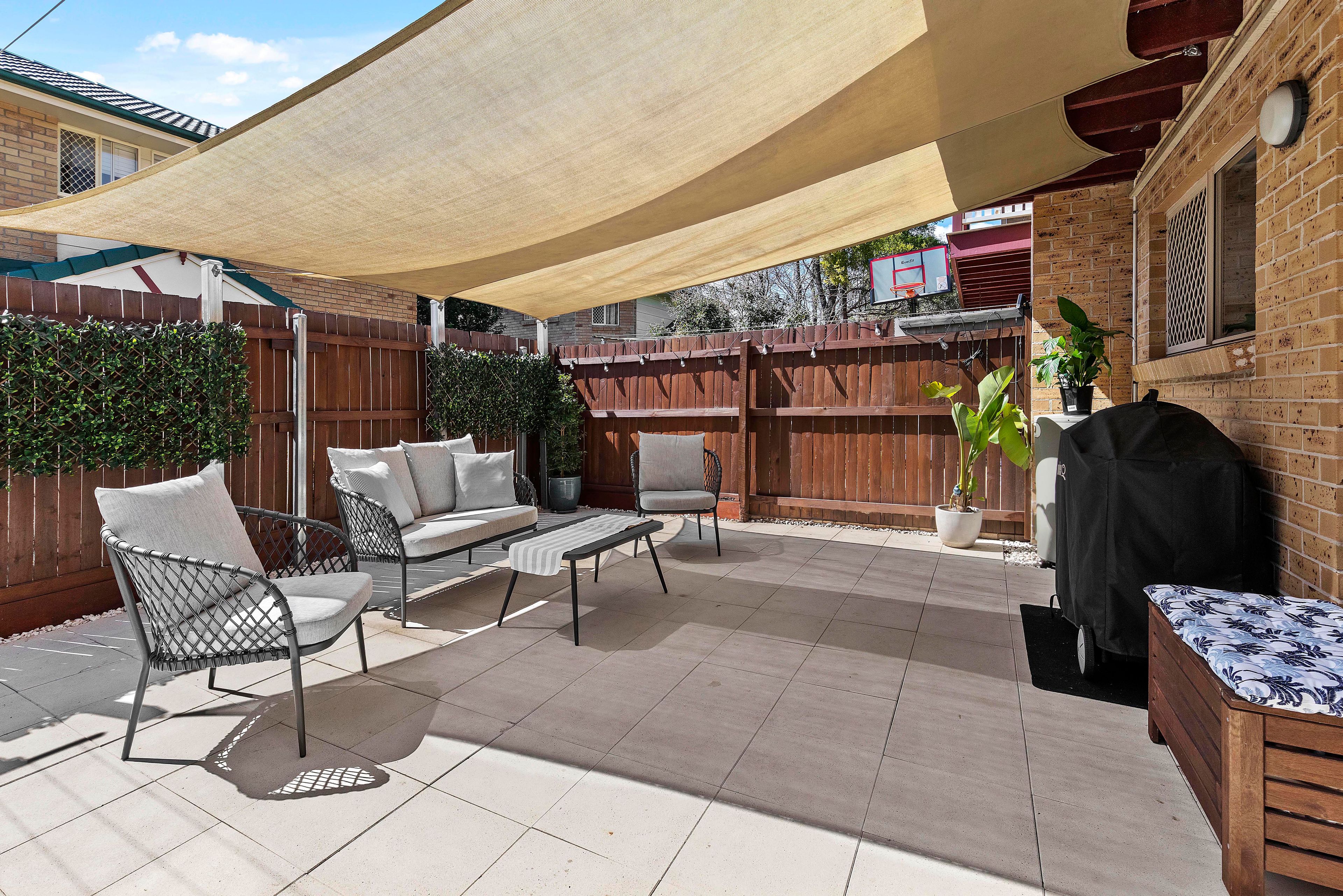 26 Cambridge Street, Carina Heights QLD 4152