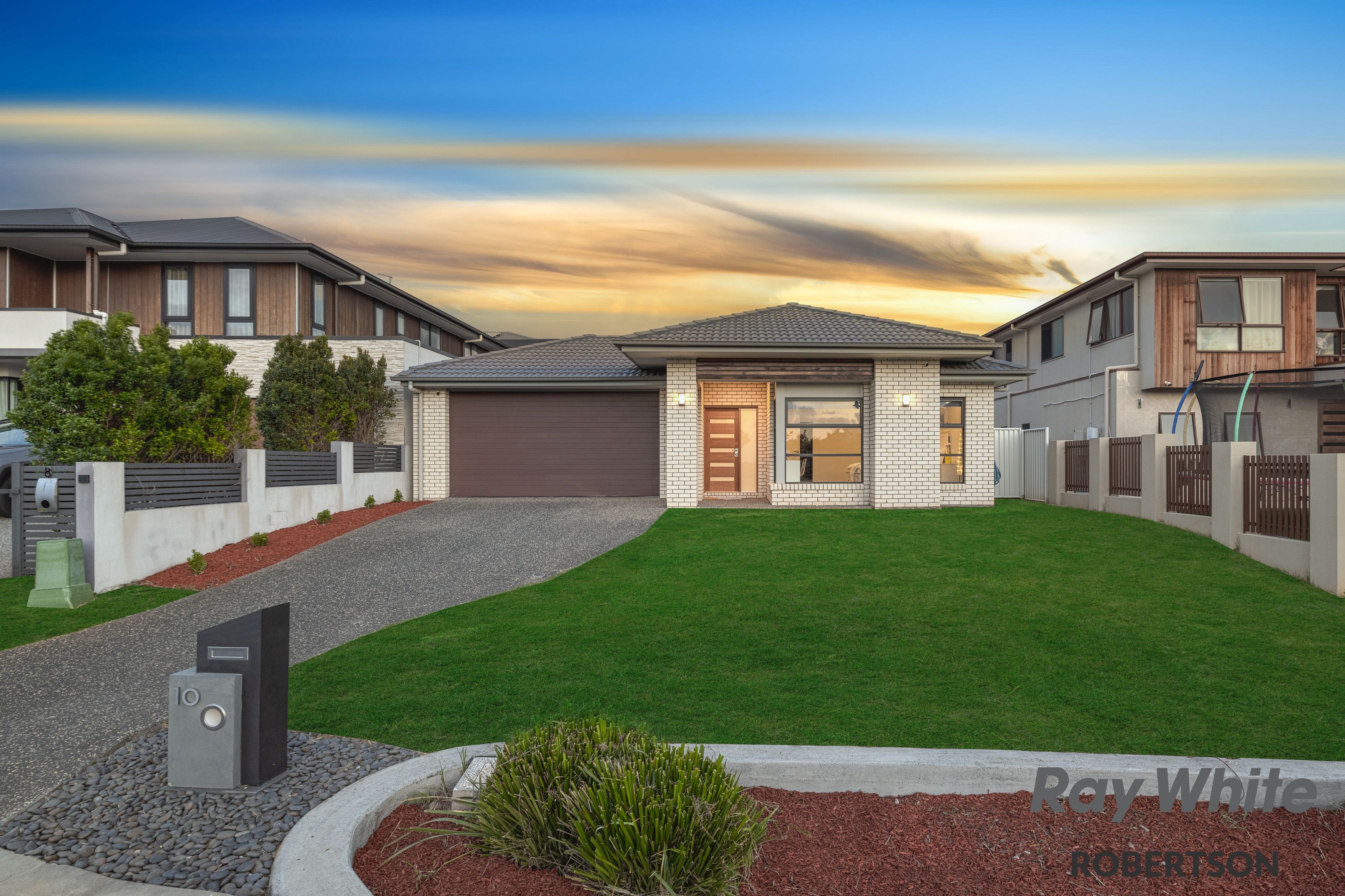 10 Peridot Place, Rochedale QLD 4123