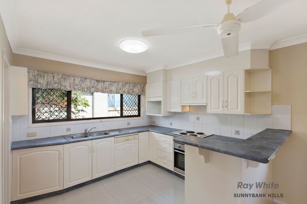 4 Avocado Street, Macgregor, QLD 4109