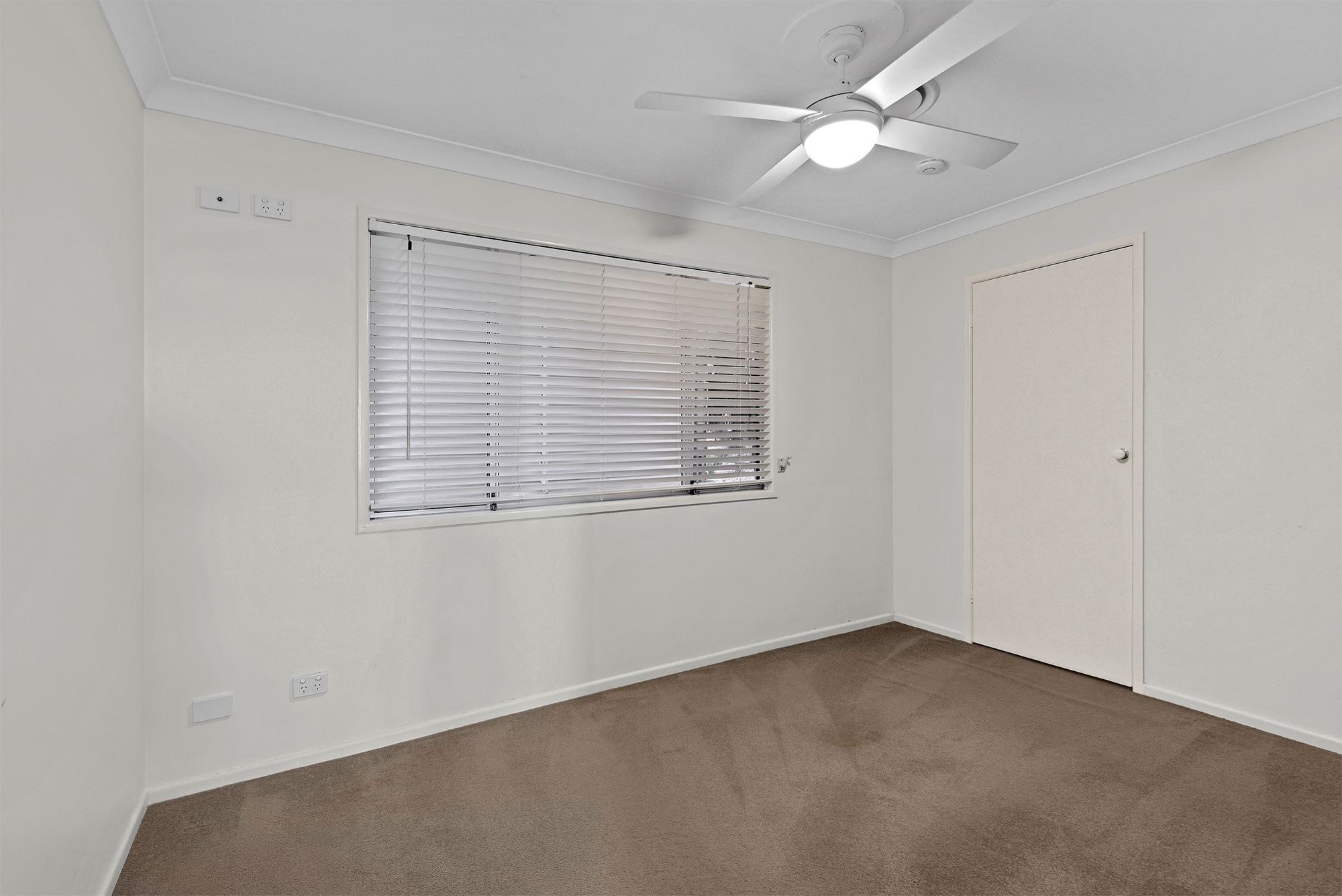 28 Yalumba Street — photo 14 of 23