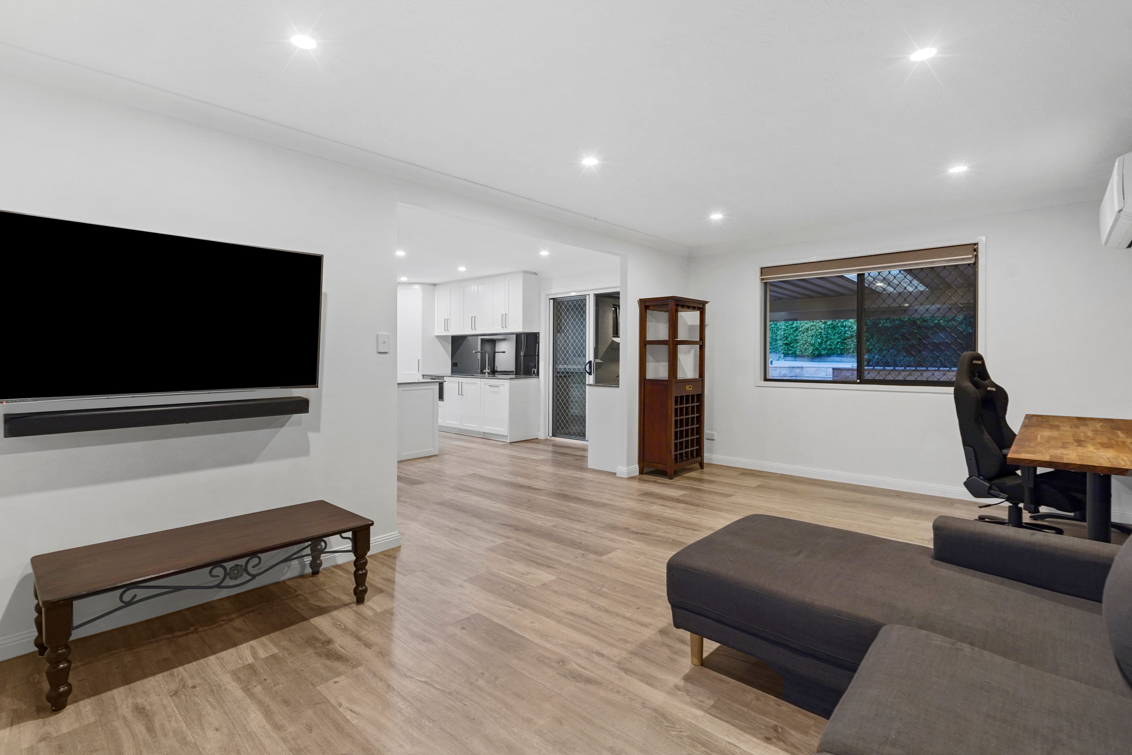 6 Manning Court — photo 5 of 26