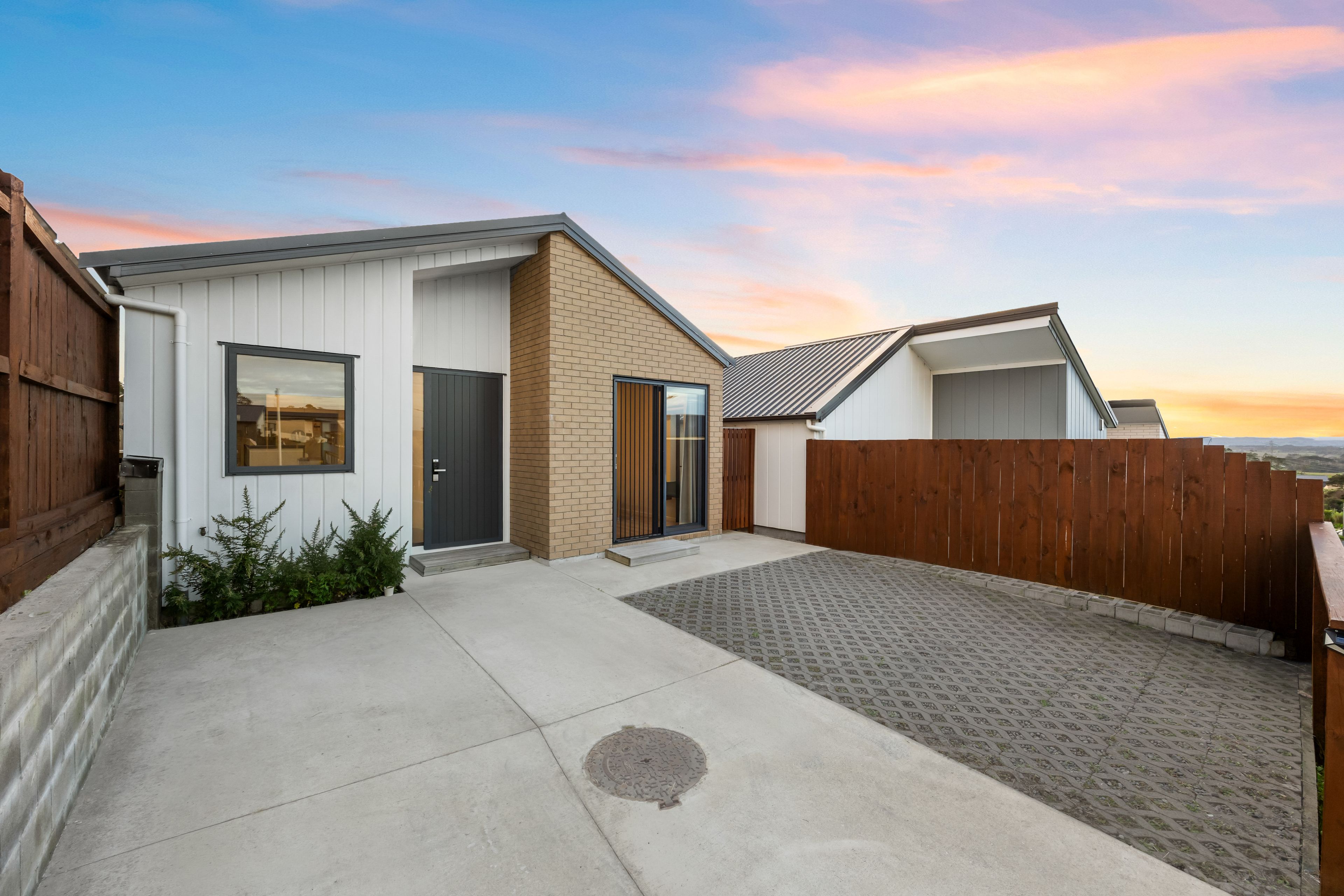 30 Morus Road, Massey, Waitakere City