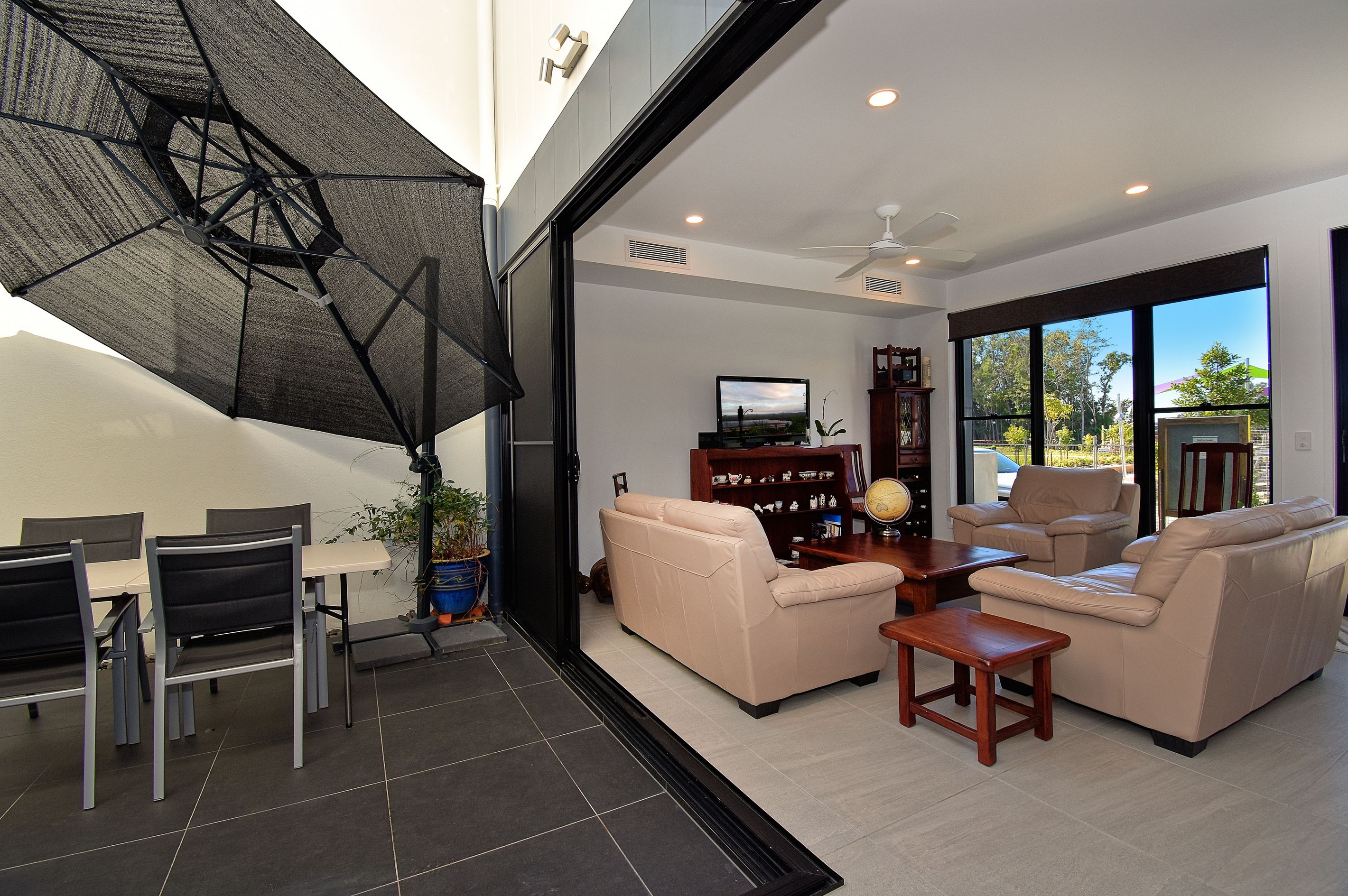 8 Tinnanbar Terrace, Maroochydore, QLD 4558