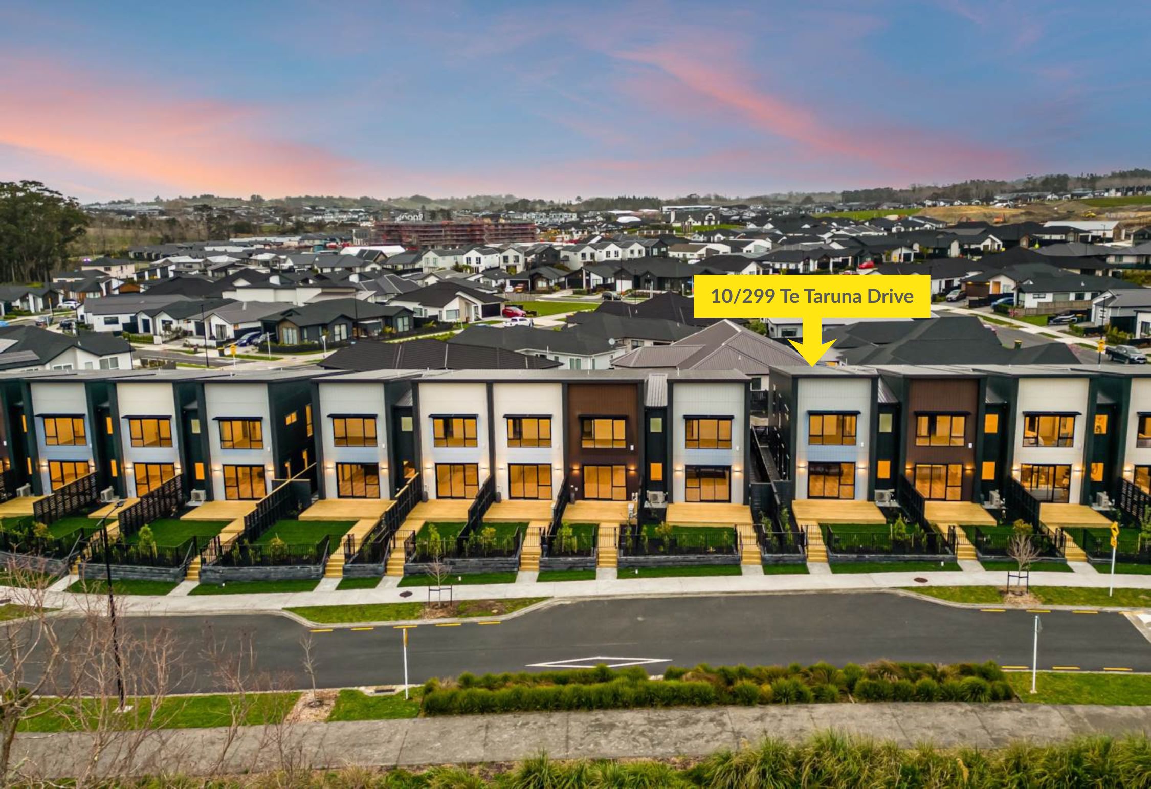 10/299 Te Taruna Drive, Milldale, Rodney