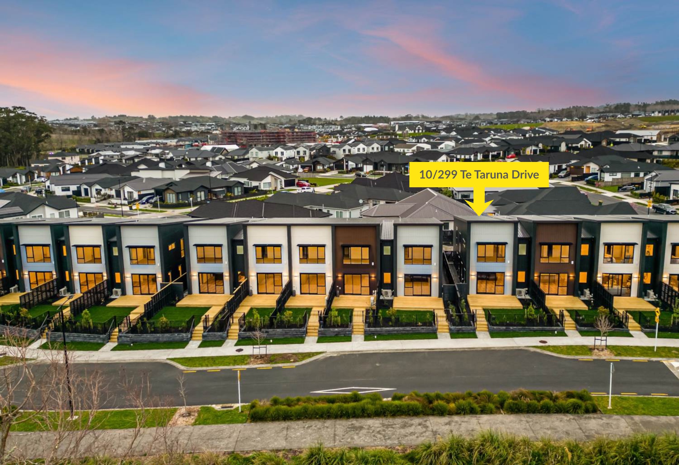 10/299 Te Taruna Drive, Milldale, Rodney