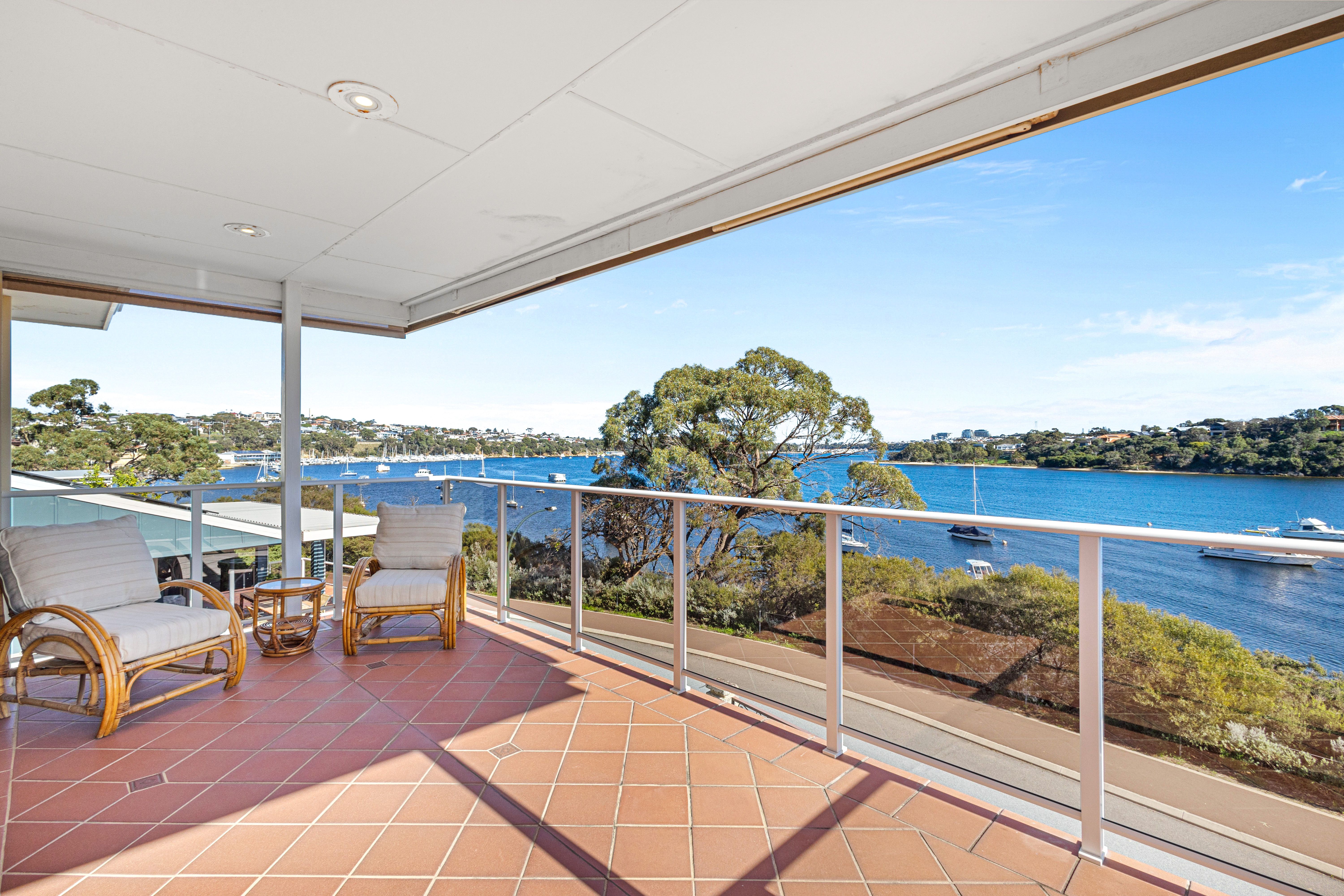 46 Blackwall Reach Parade — photo 4 of 26