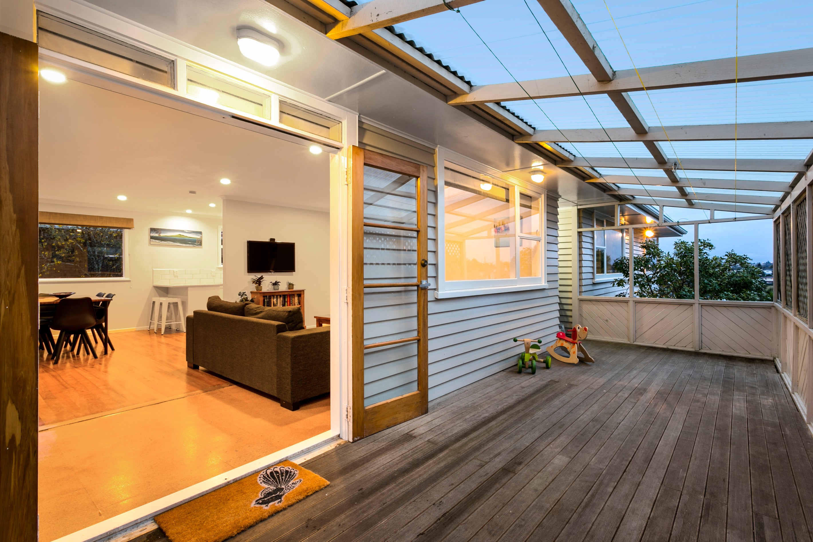 253 Glengarry Road, Glen Eden, Waitakere City