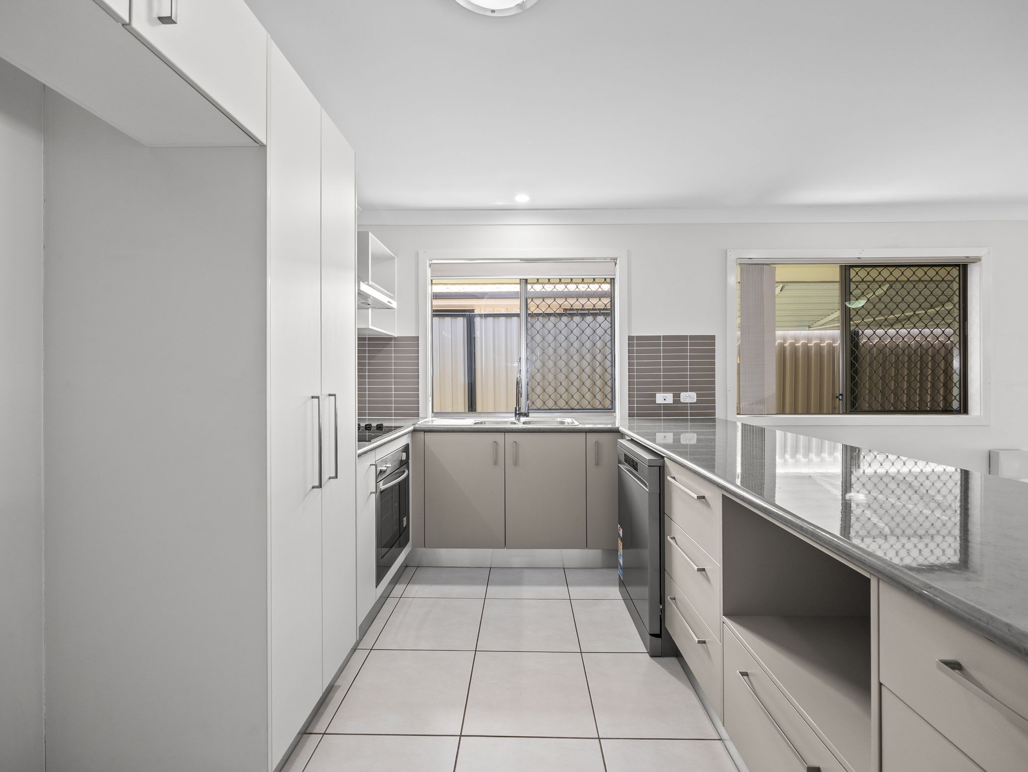 1/11 Benjamin Court, Yamanto, QLD 4305