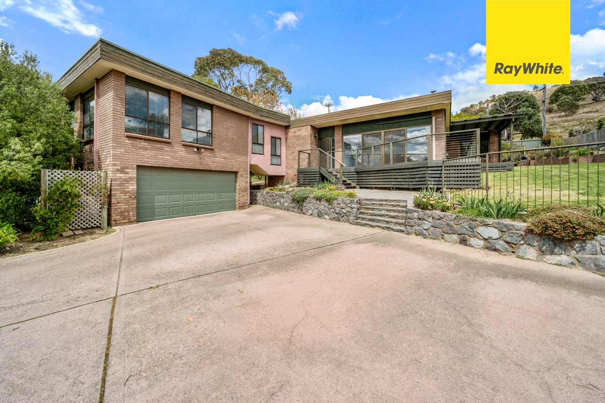 67 Learmonth Drive, Kambah, ACT 2902