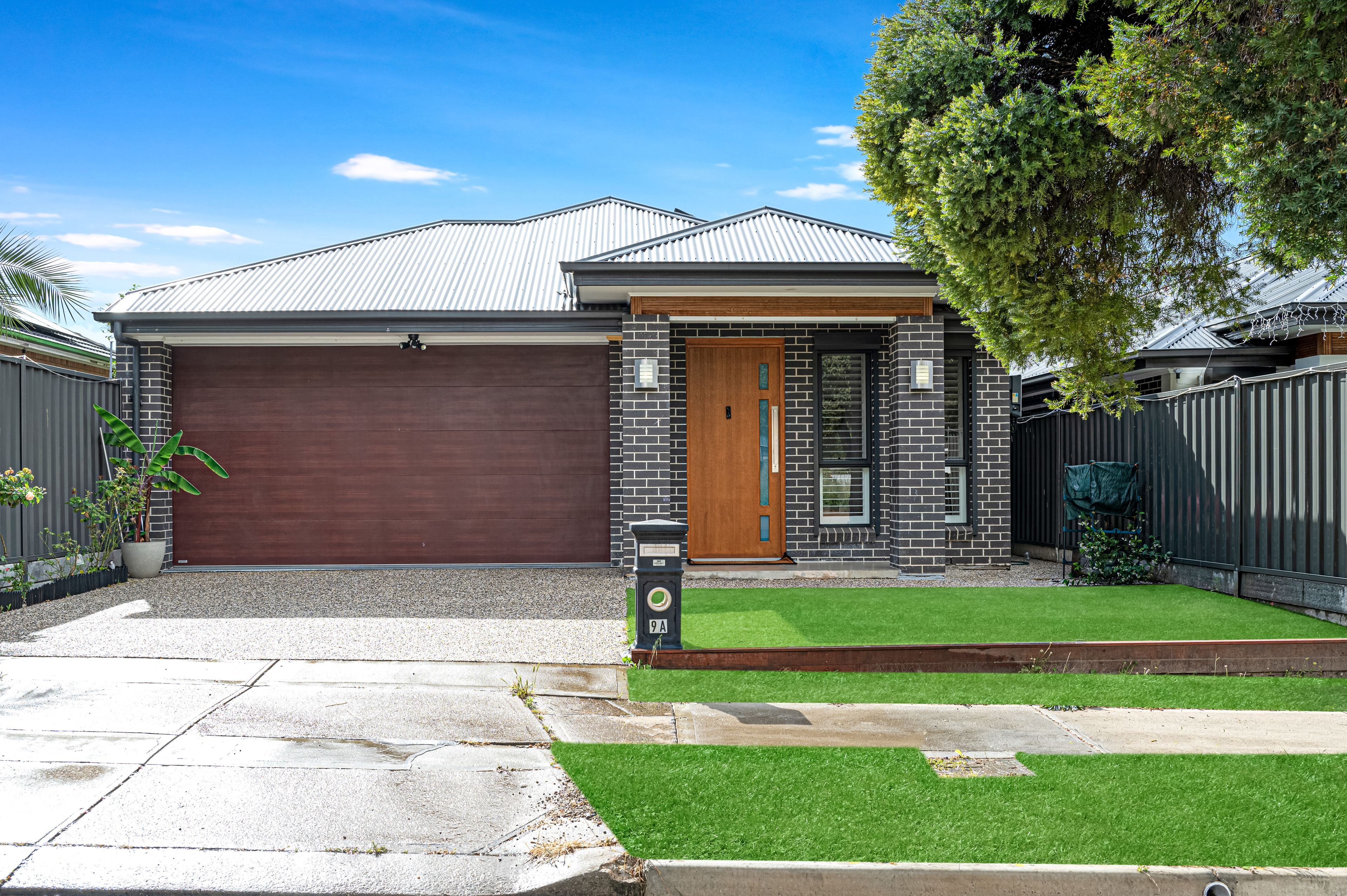 9A James Avenue, Northfield, SA 5085