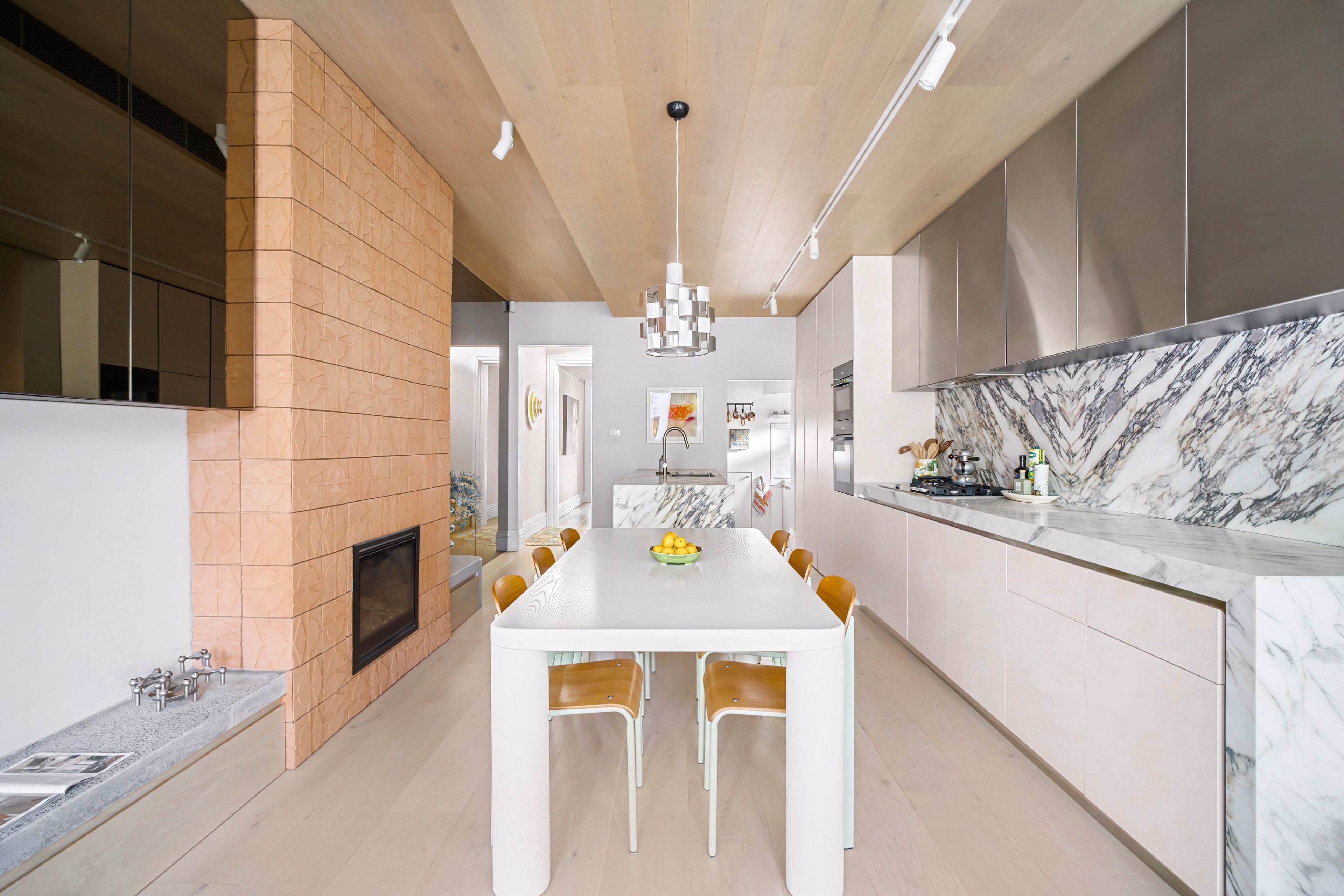 23 Carr Street — photo 8 of 27