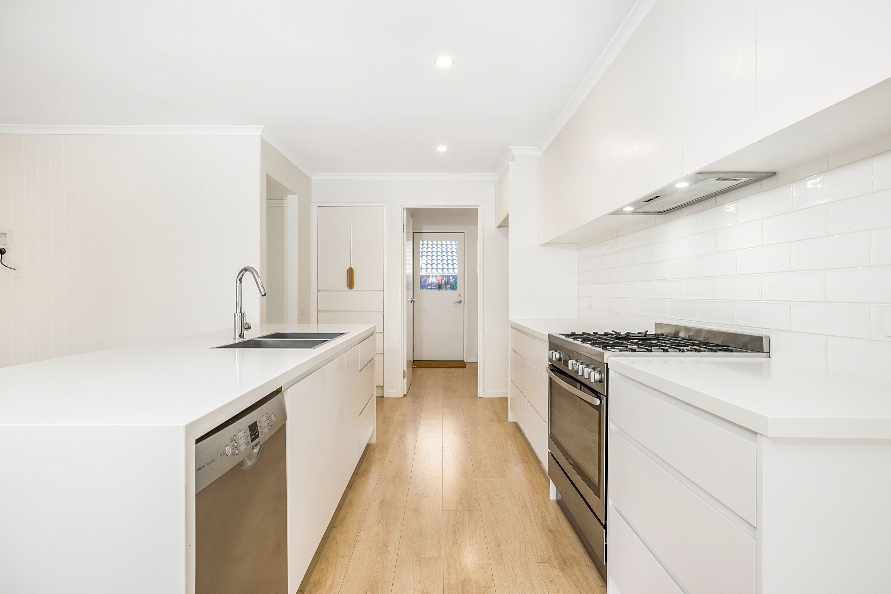 1/18 Riding Way, Ferntree Gully, VIC 3156
