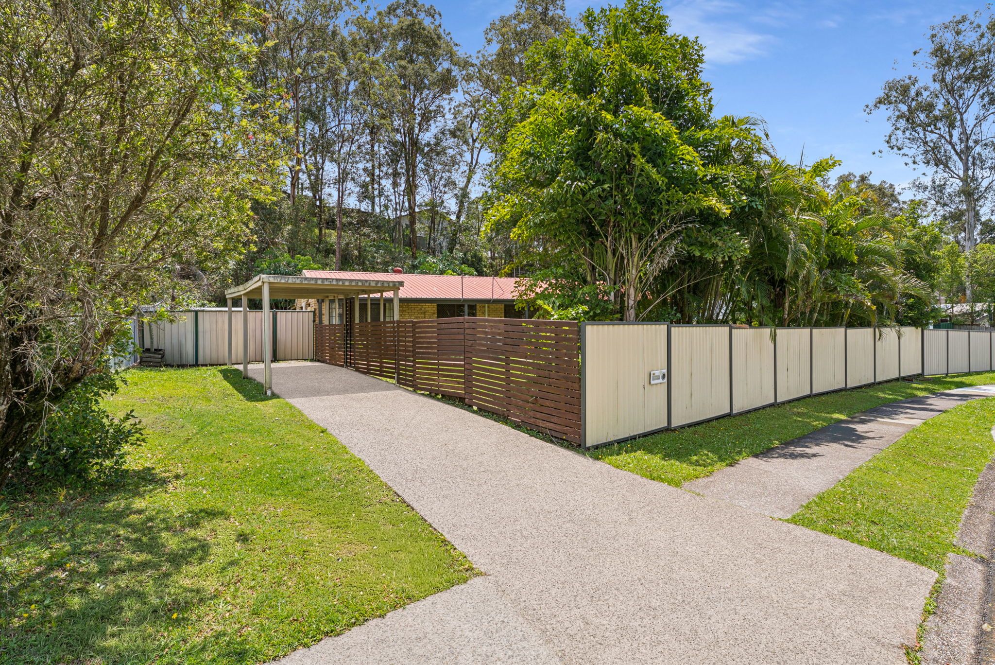 12 Parkview Street — photo from Ray White Daisy Hill