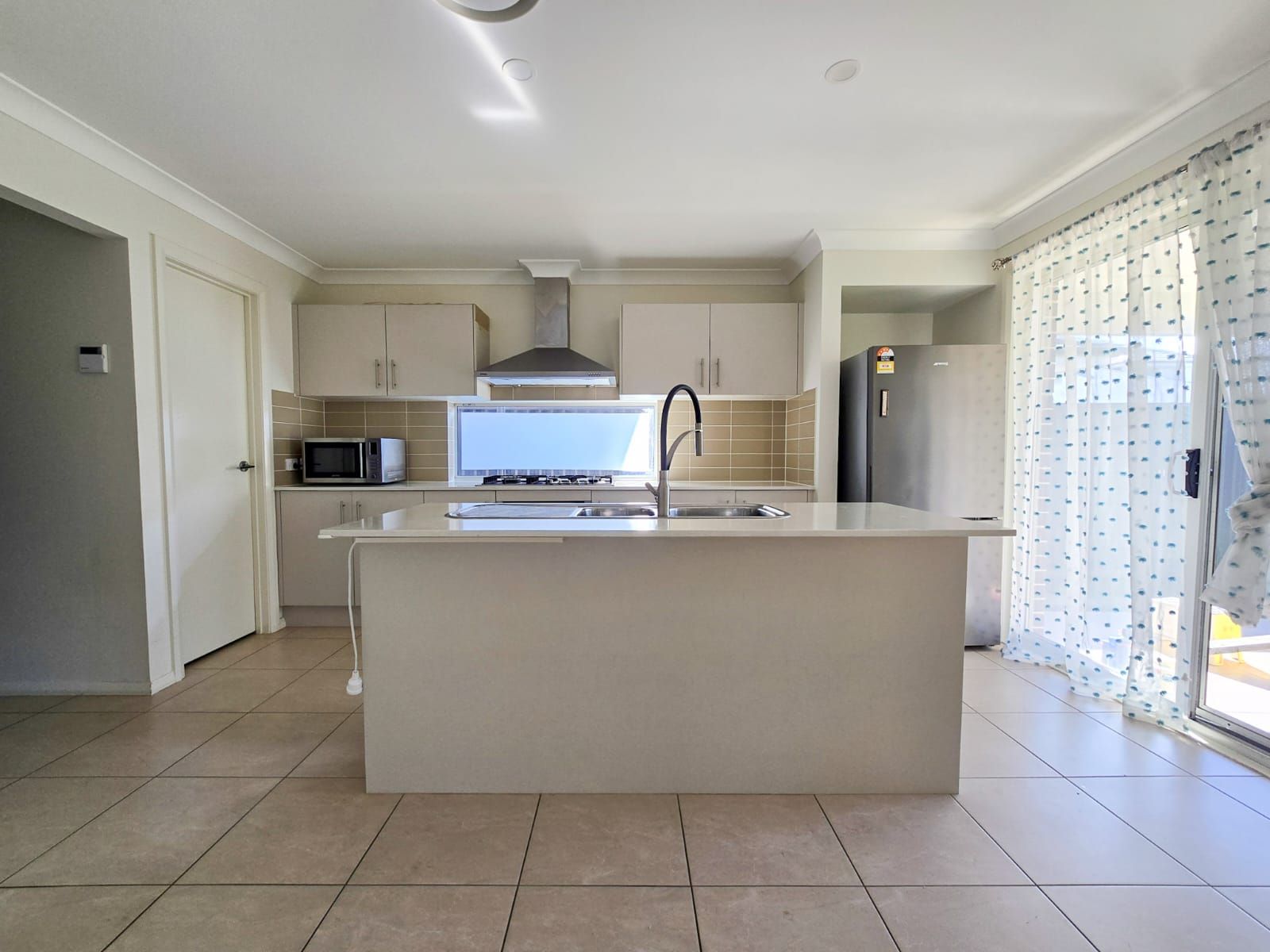 41 Akuna Street, Gregory Hills, NSW 2557