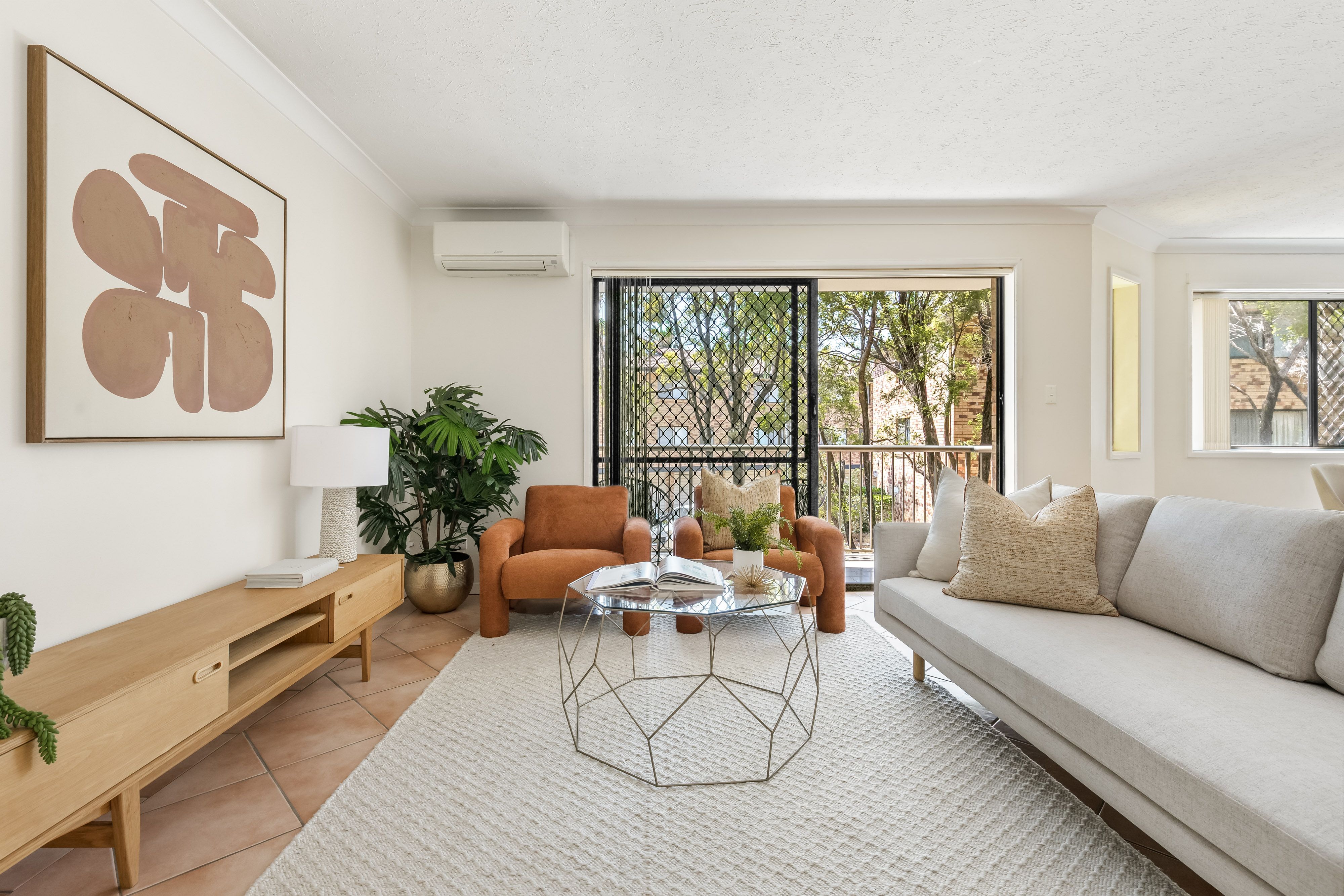 2/42 Swan Street — photo 4 of 21