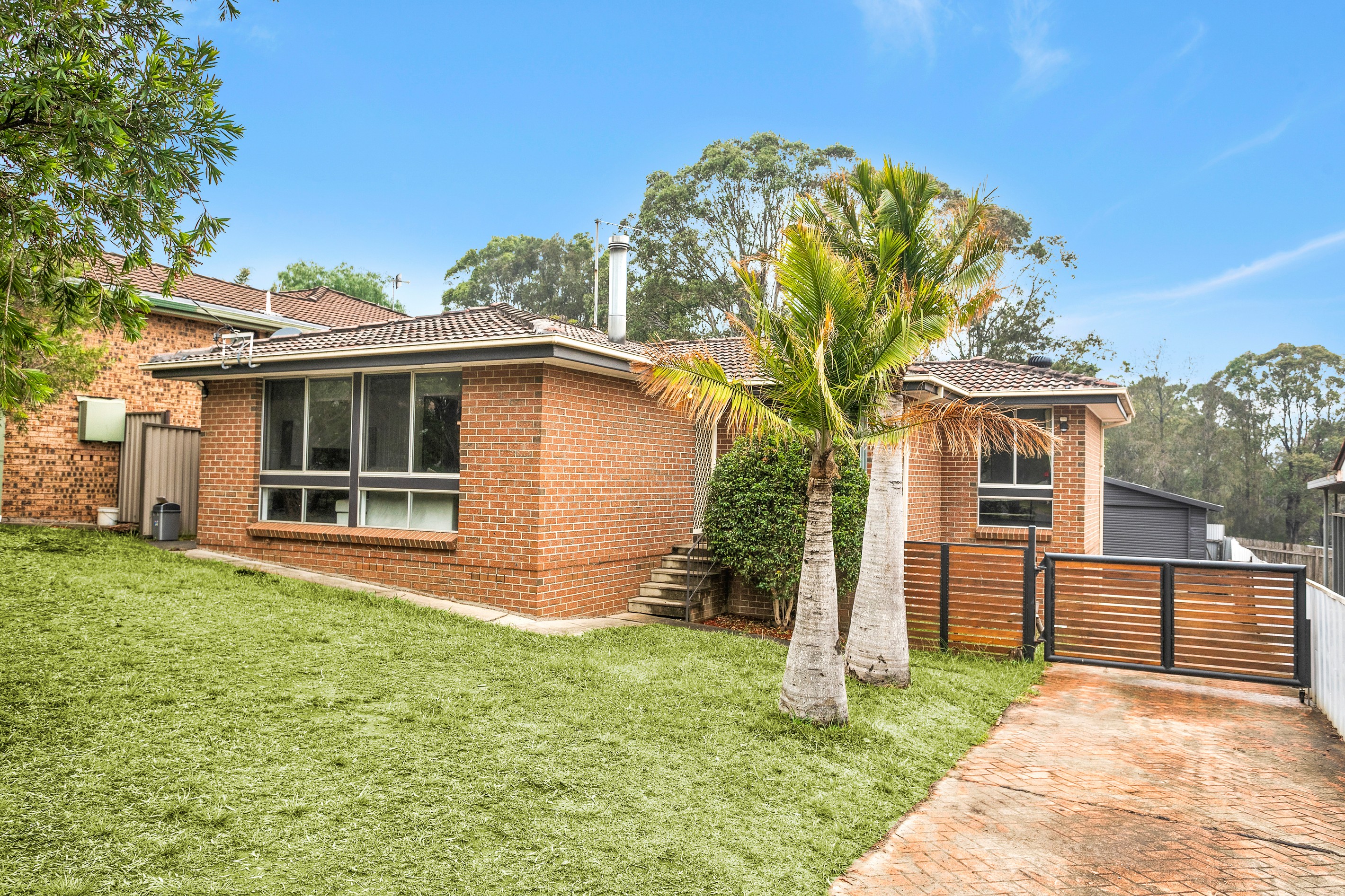 19 Power Drive, Mount Warrigal, NSW 2528