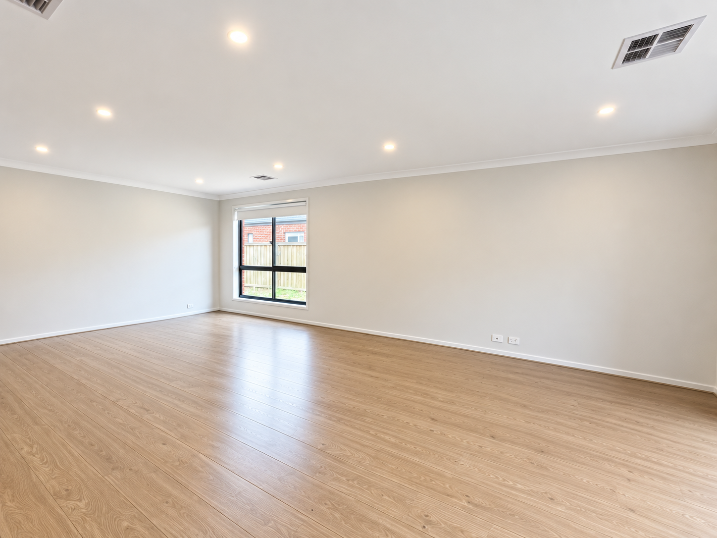 24 Petersfield Way — photo 7 of 17