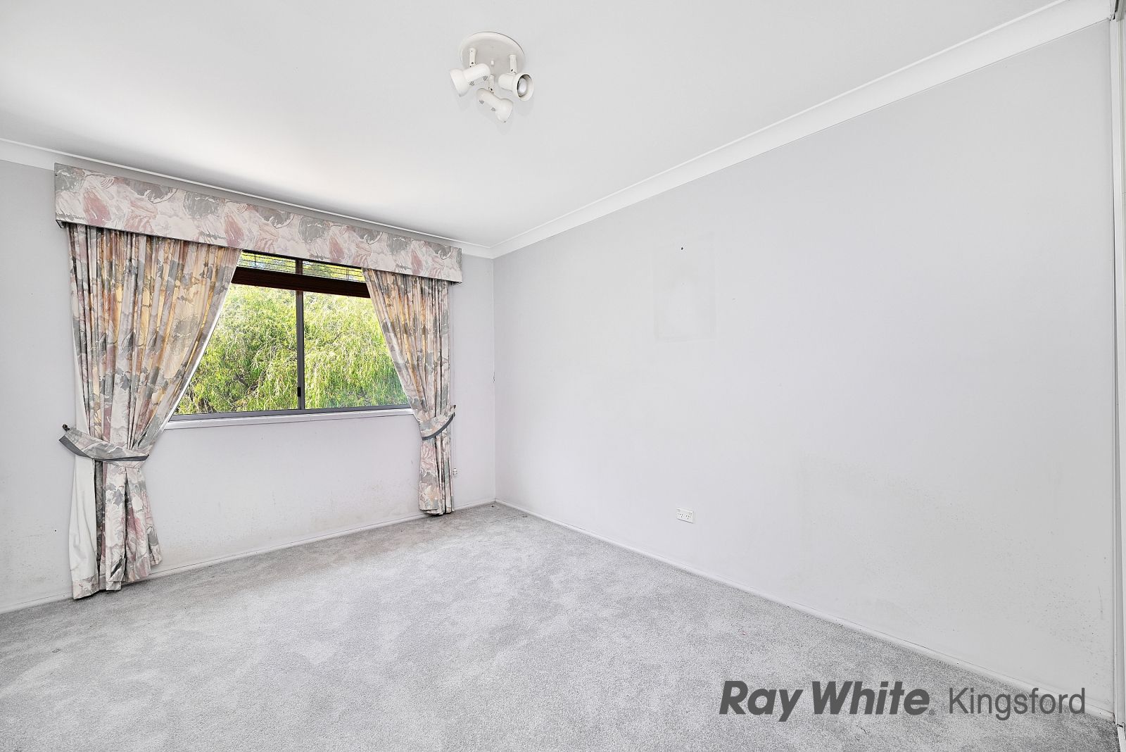 17 Astrolabe Road — photo 14 of 15