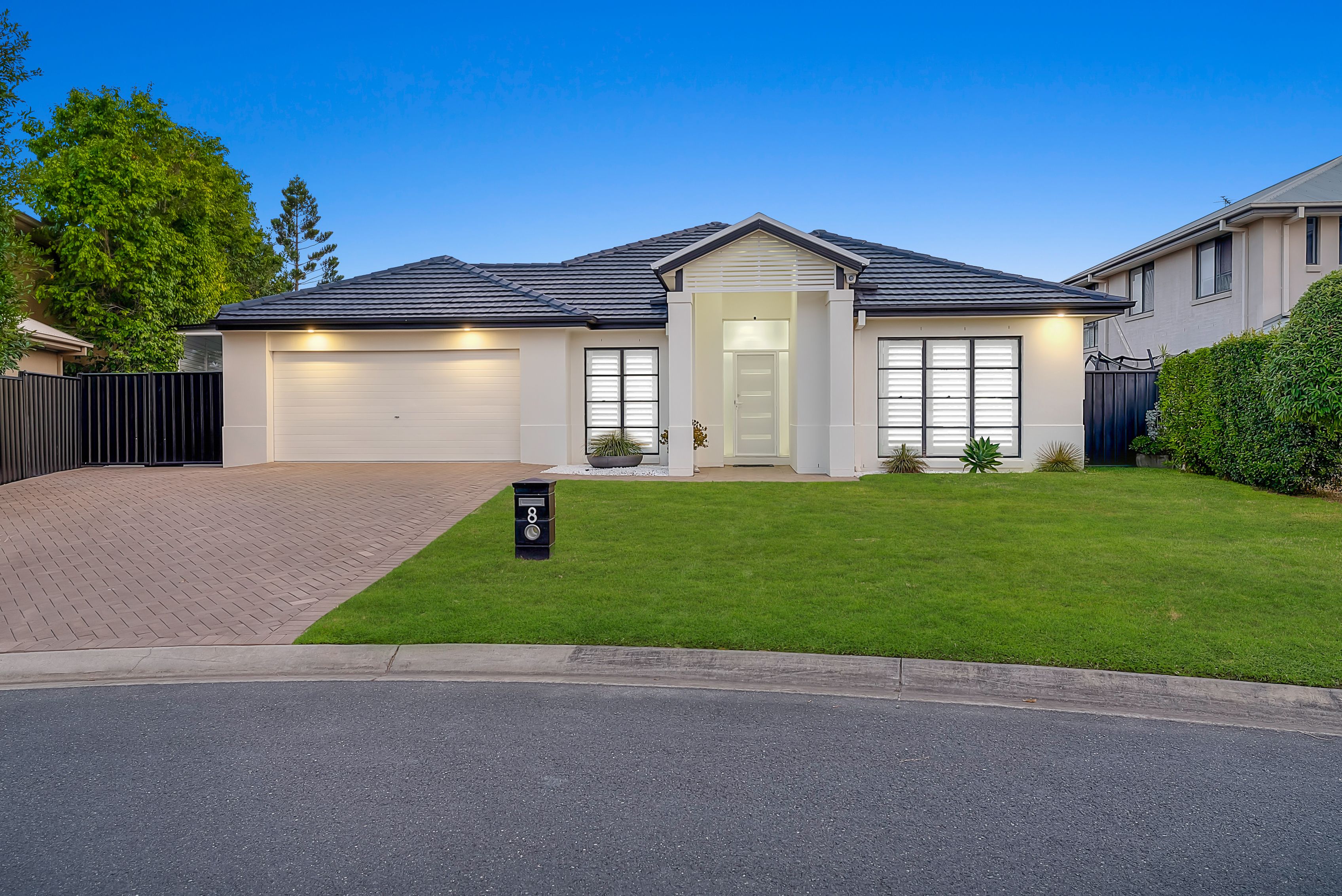 8 Grebe Circuit, North Lakes, QLD 4509