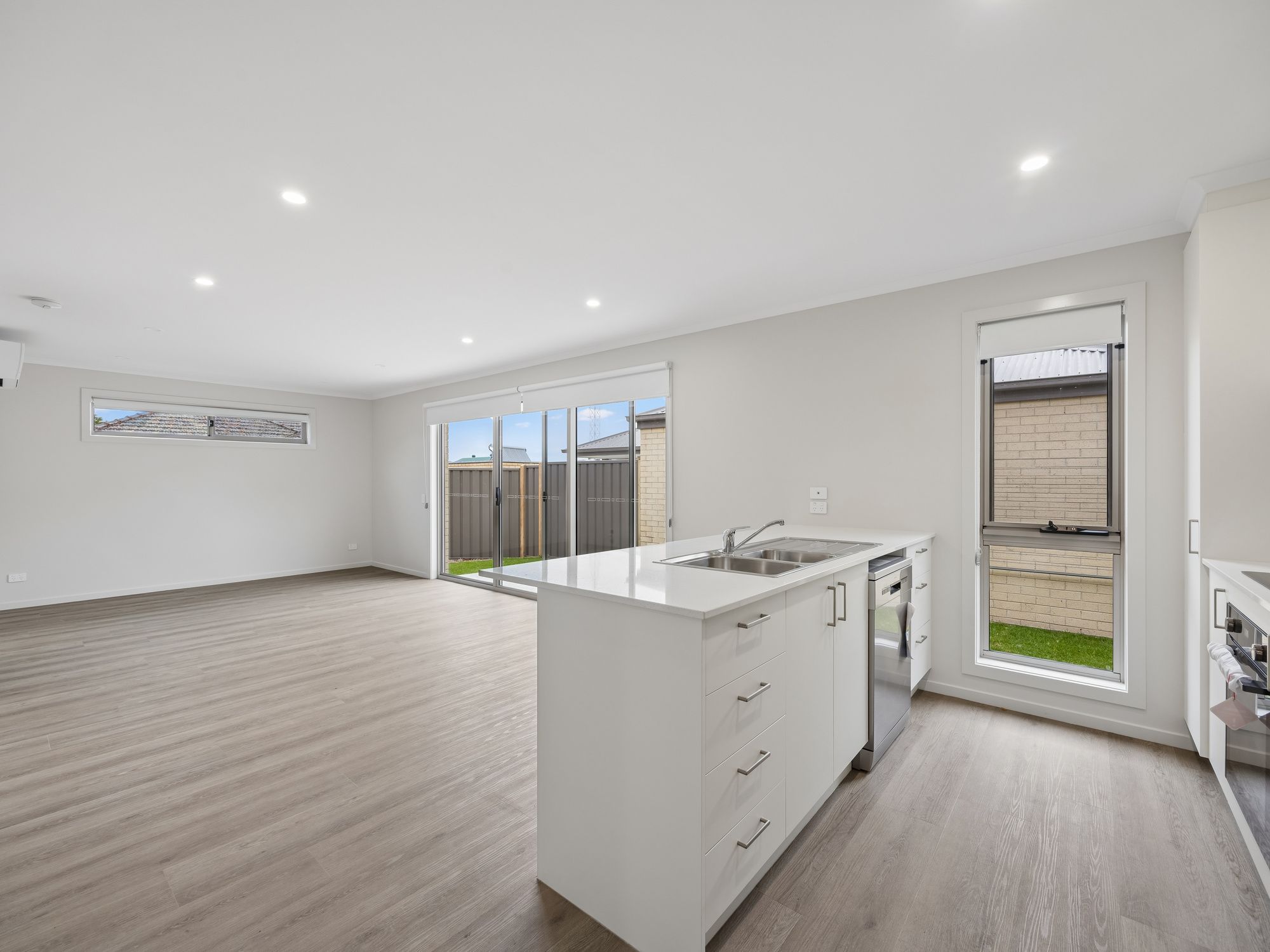 1/48 Dunn Street — photo 4 of 10