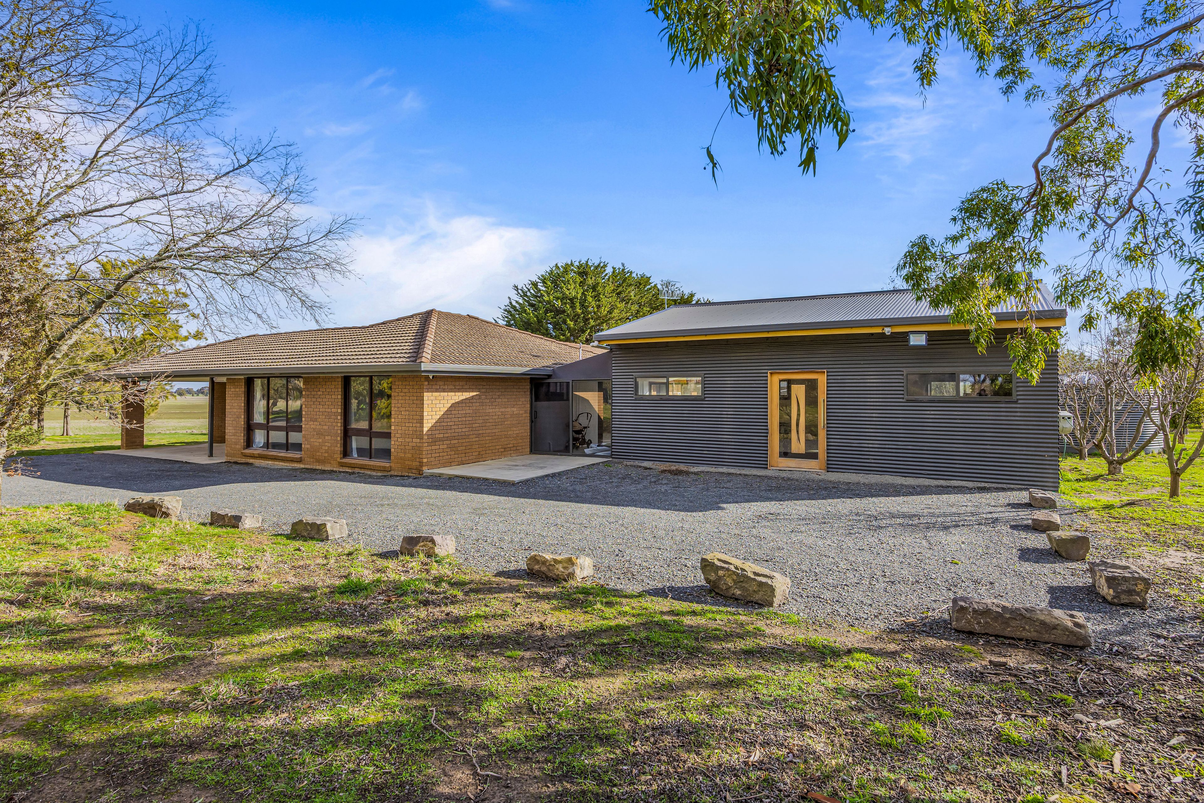 878 Challicum Road, Buangor, VIC 3375