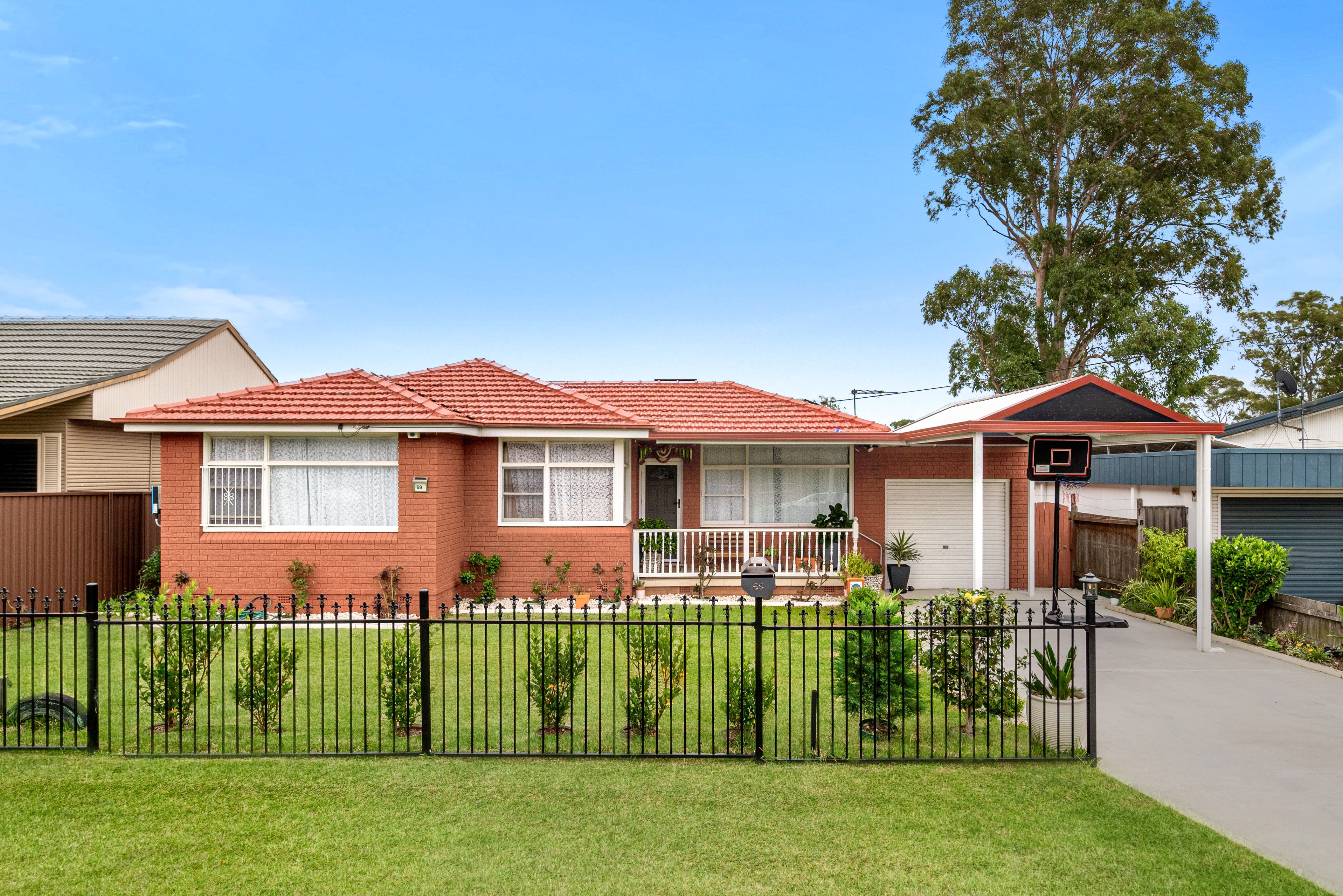 69 Kent Street, Minto, NSW 2566