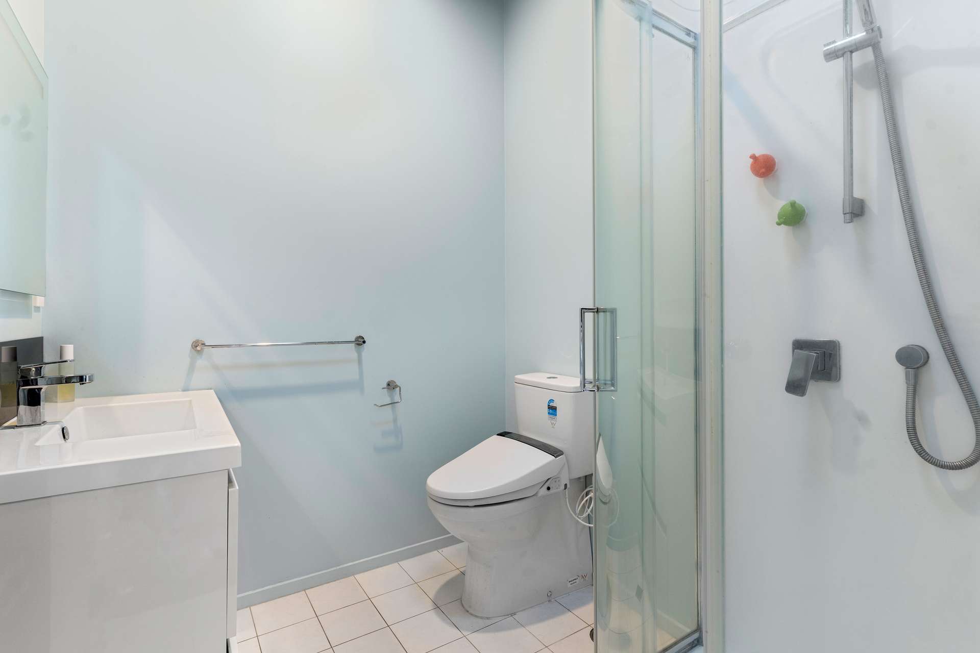 H5/20 Ian Marwick Place photo 10