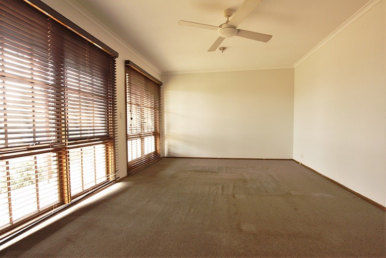 11 Tremlow Crescent, Ambarvale, NSW 2560