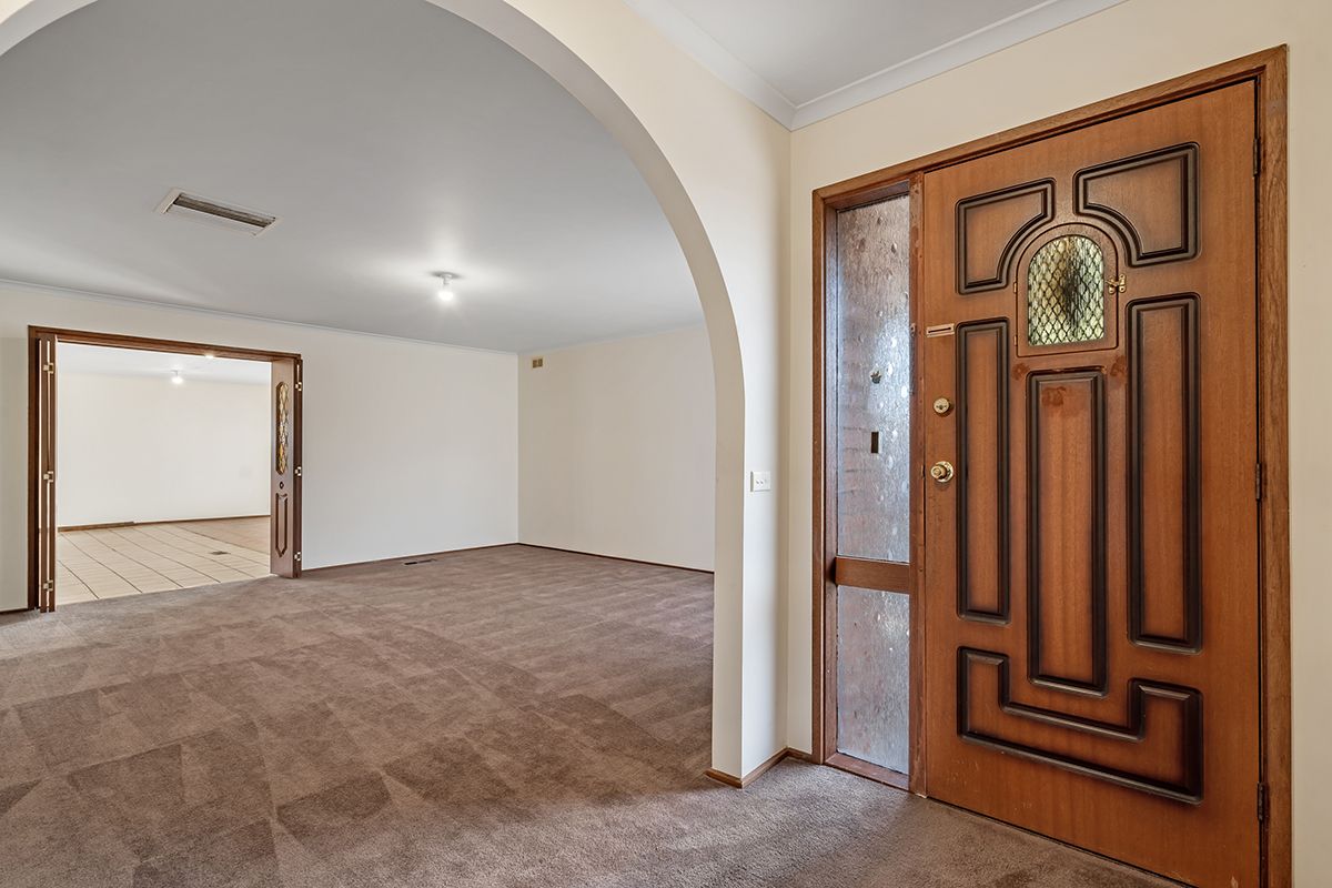 10 Penryn Place, Craigieburn, VIC 3064