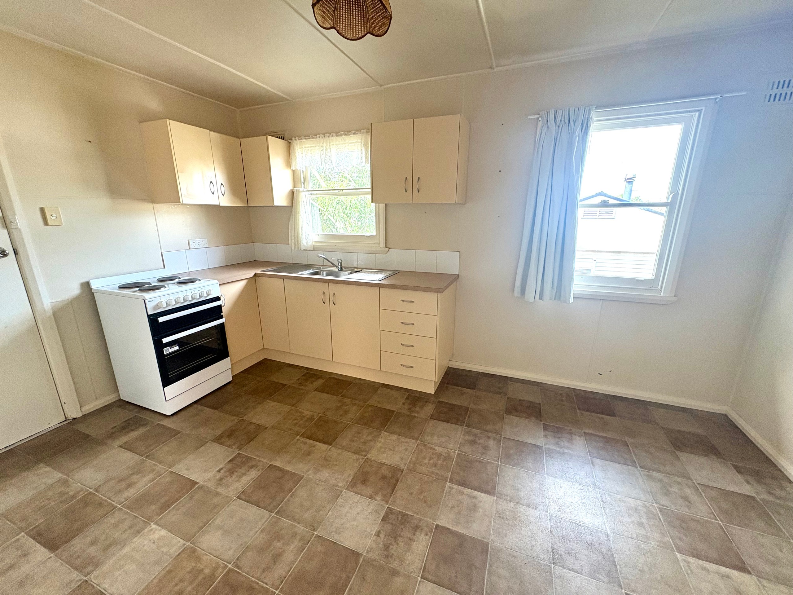 4/25 Railway Parade, Taree, NSW 2430