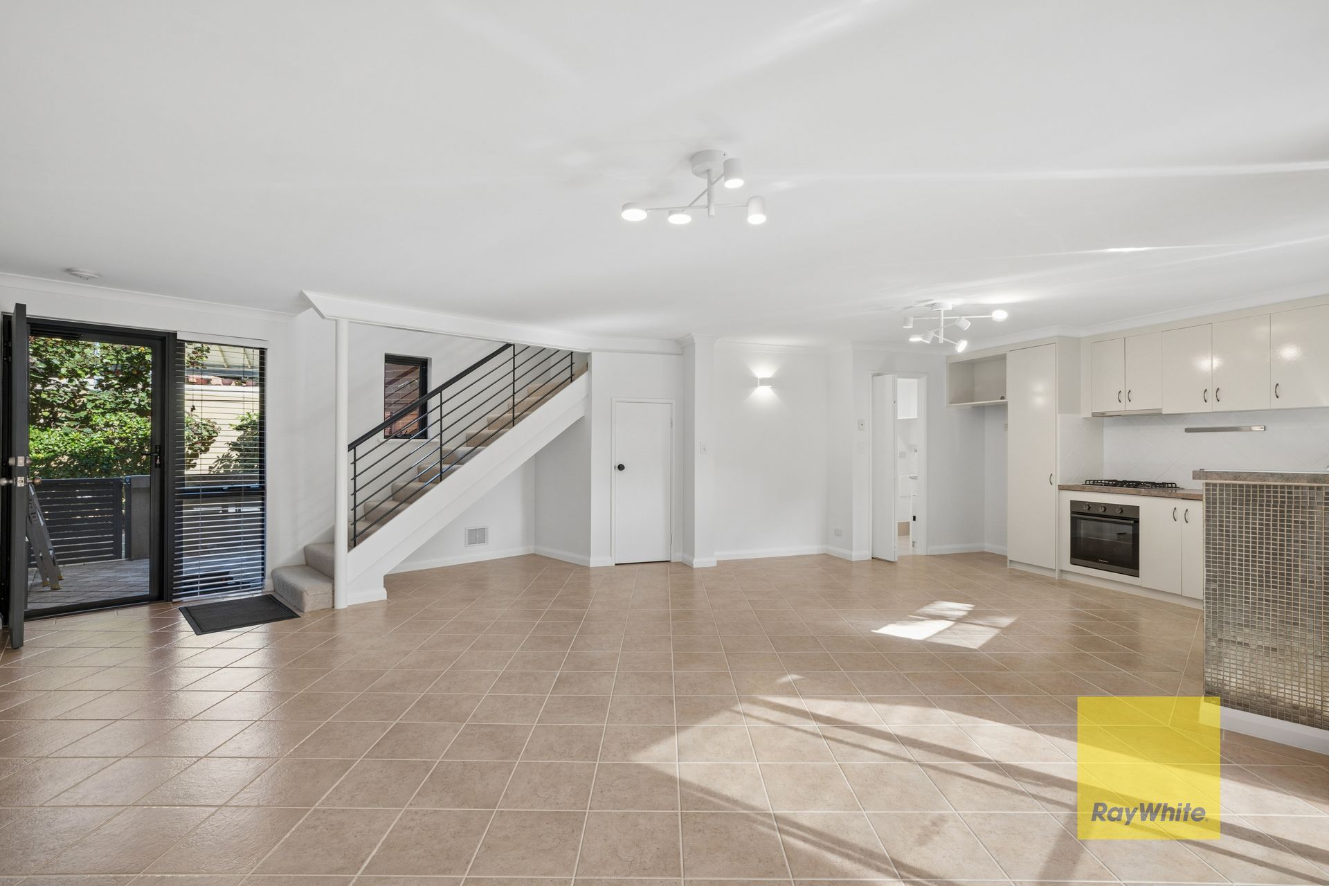 10/27 Burns Street, North Fremantle, WA 6159